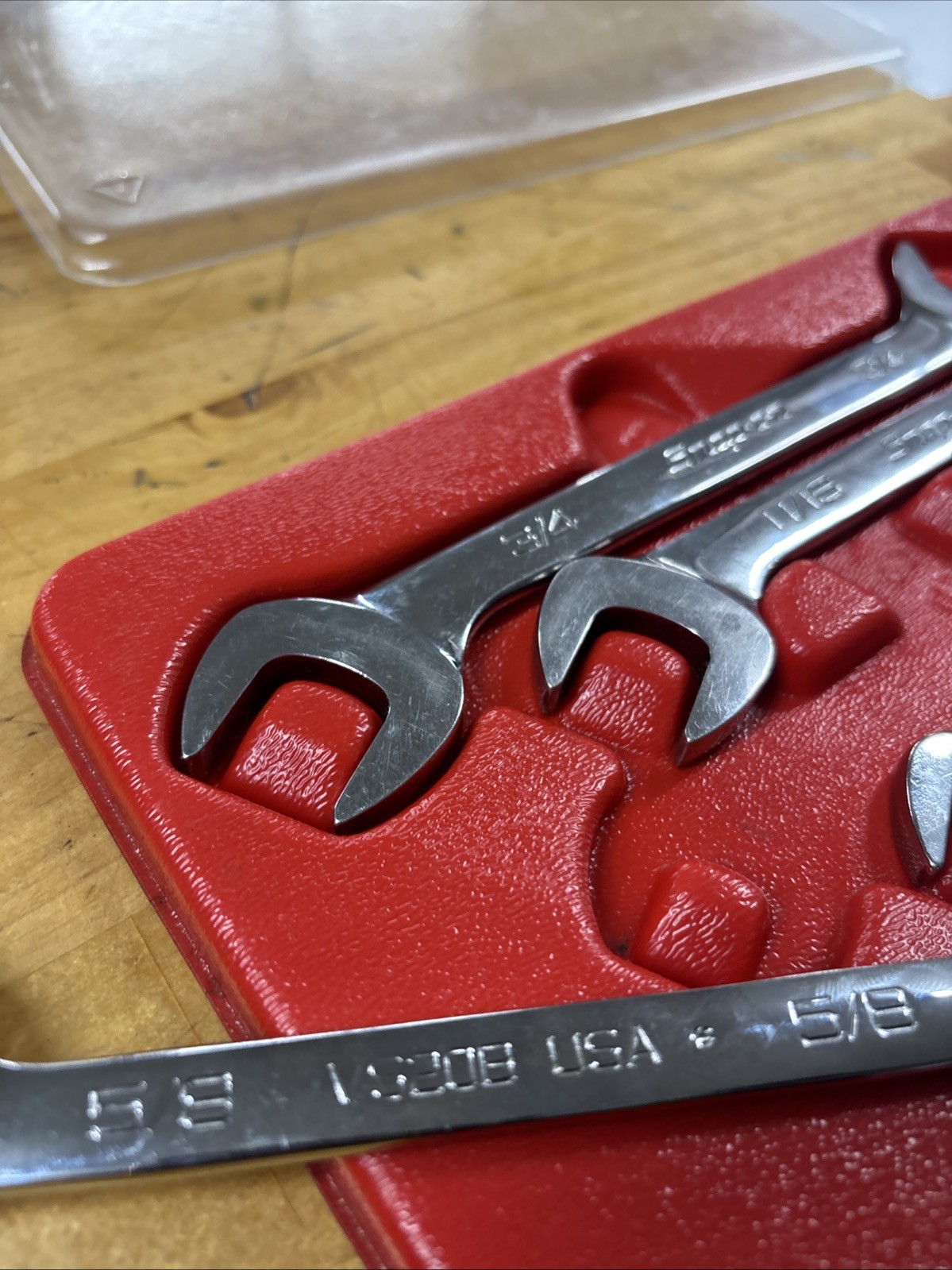 Snap On 7 Piece SAE Four-Way Angle Head Open-End Wrench Set VS807B
