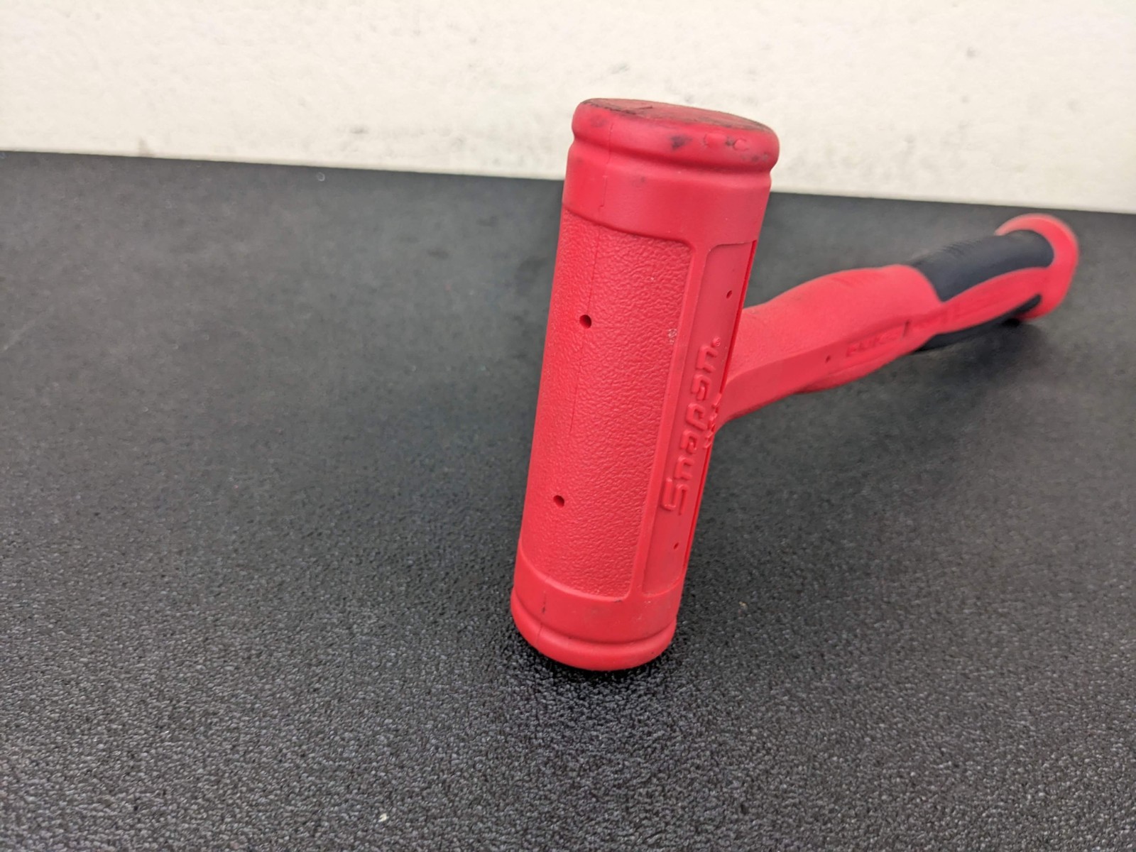 #bo729 Snap-on HBSE20 20oz/550g 11″ RED Handle Soft Grip Dead Blow Hammer USA