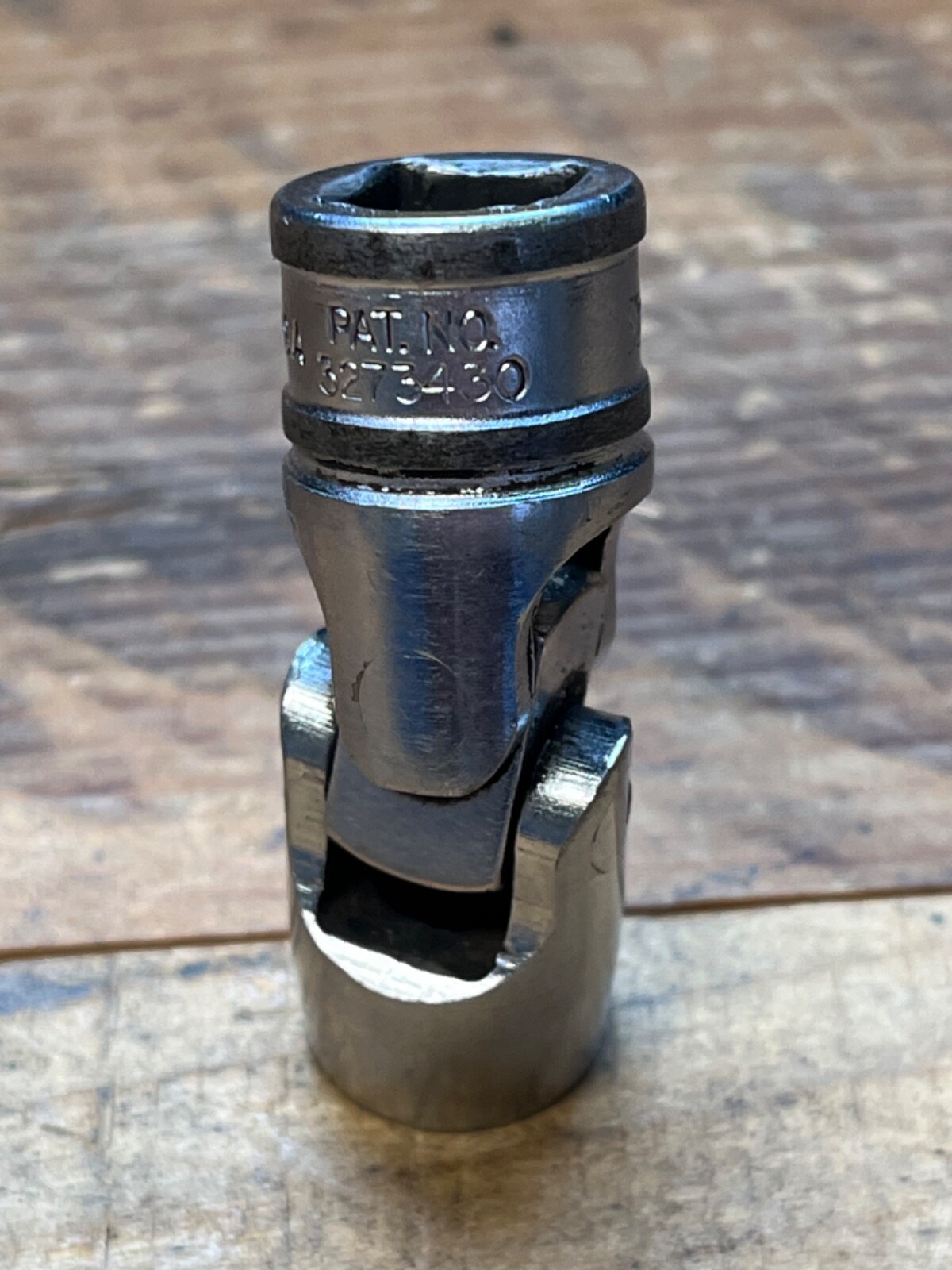 SNAP ON TOOLS FSUM12 12MM SWIVEL SOCKET – 3/8 DRIVE