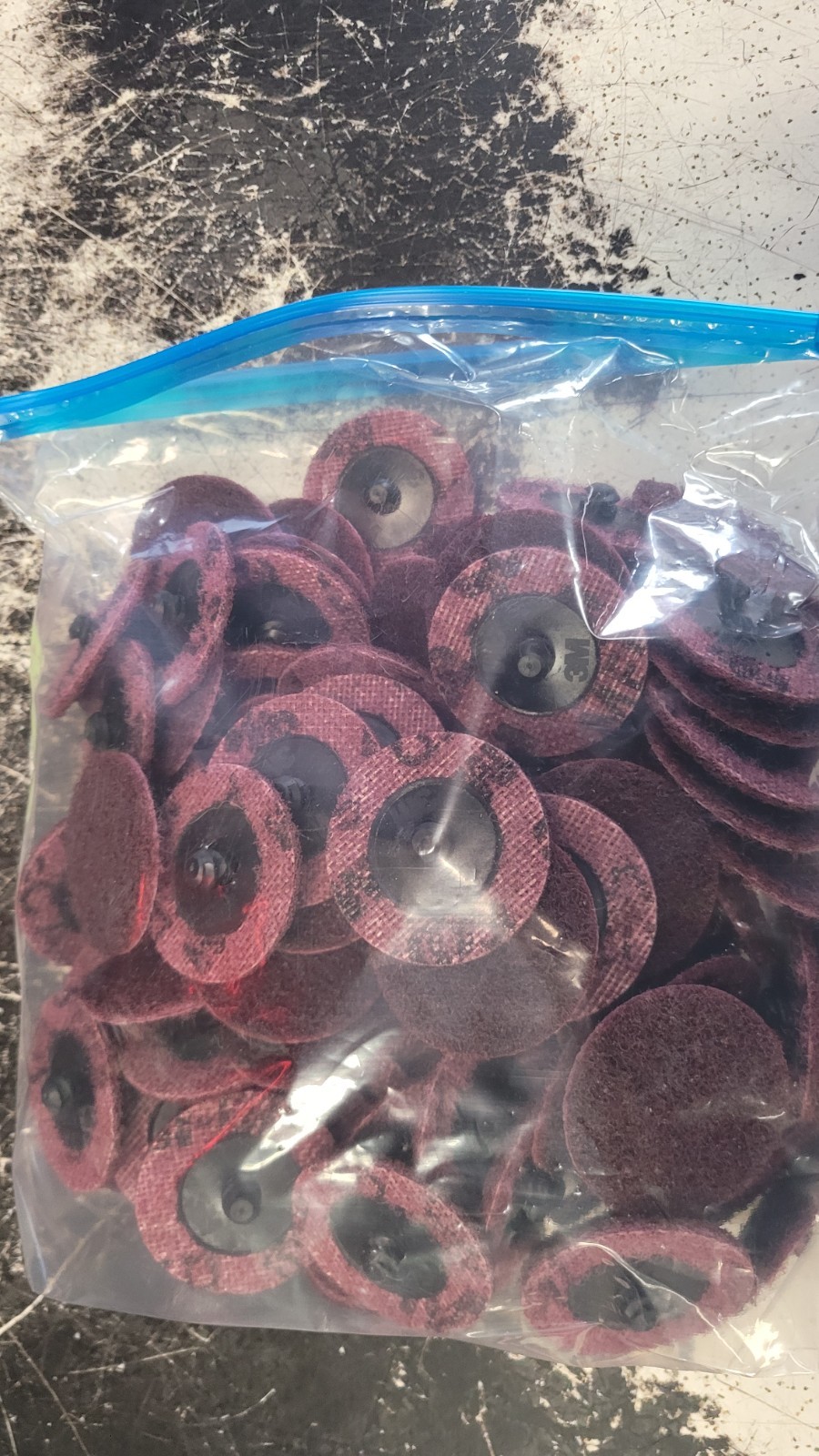 Lot of 100 3M Roloc 07481 2″ Surface Condition Disc A-Medium 3M 07481