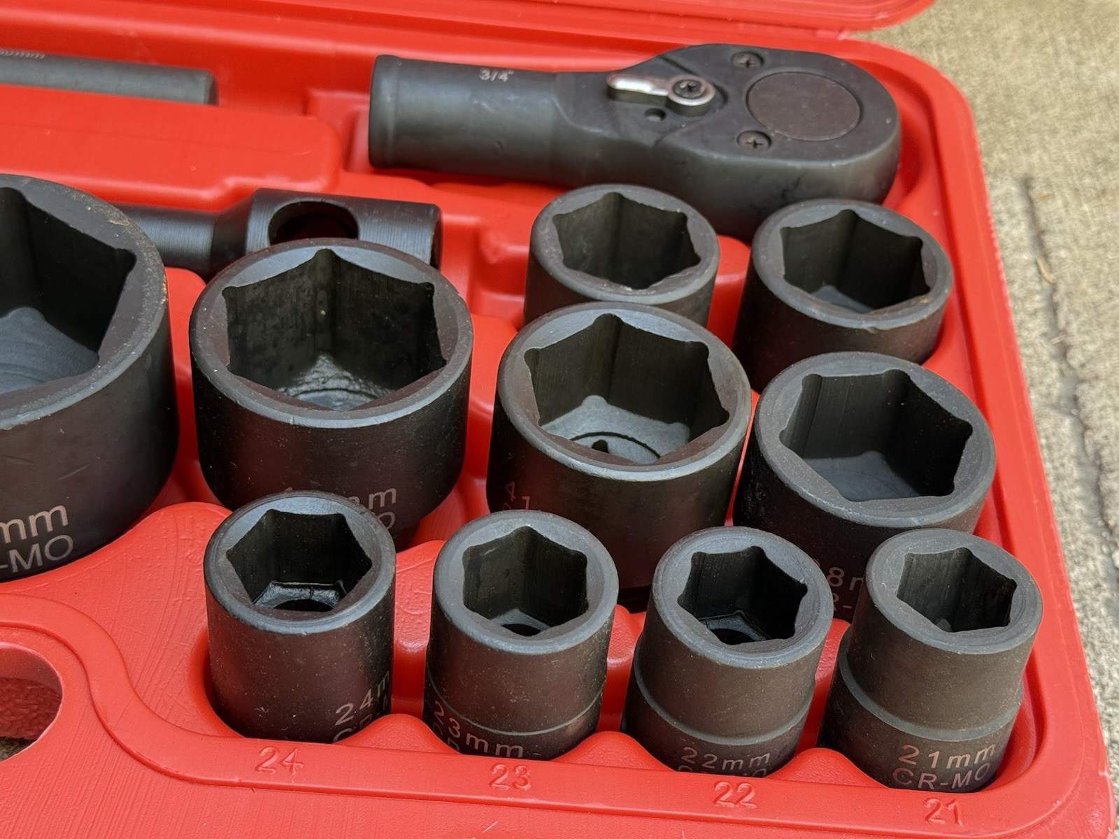26pcs 3/4″ & 1” Dr. Metric 21mm ~65mm Cr-MO Sockets Ratchet Wrenches Tool Set