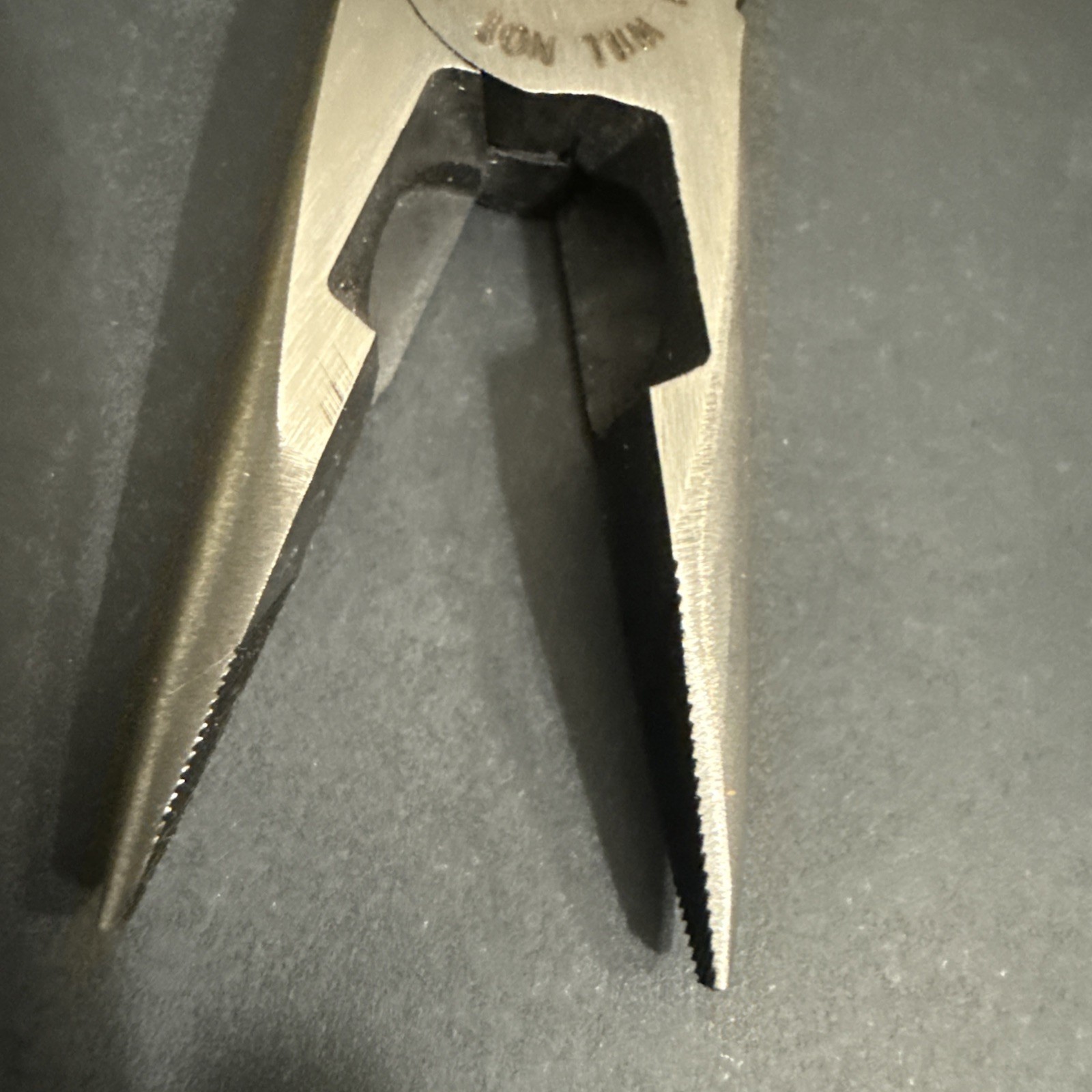 NOS VINTAGE KLEIN TOOLS NEEDLE NOSE PLIERS D203-5C 5-1/2” ORIGINAL BOX NOS