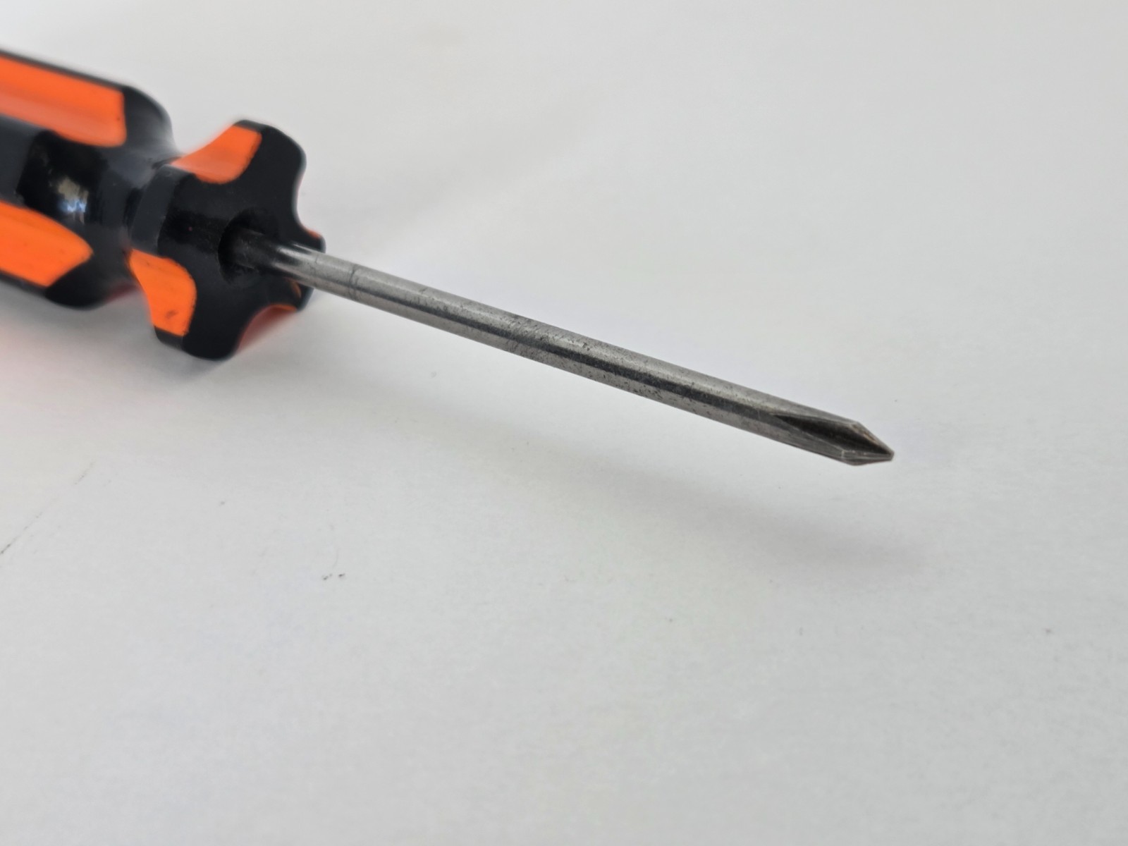 ROSCO USA Screwdrivers Stubby Short Flat head and Phillips Lot of 2 TOOLS