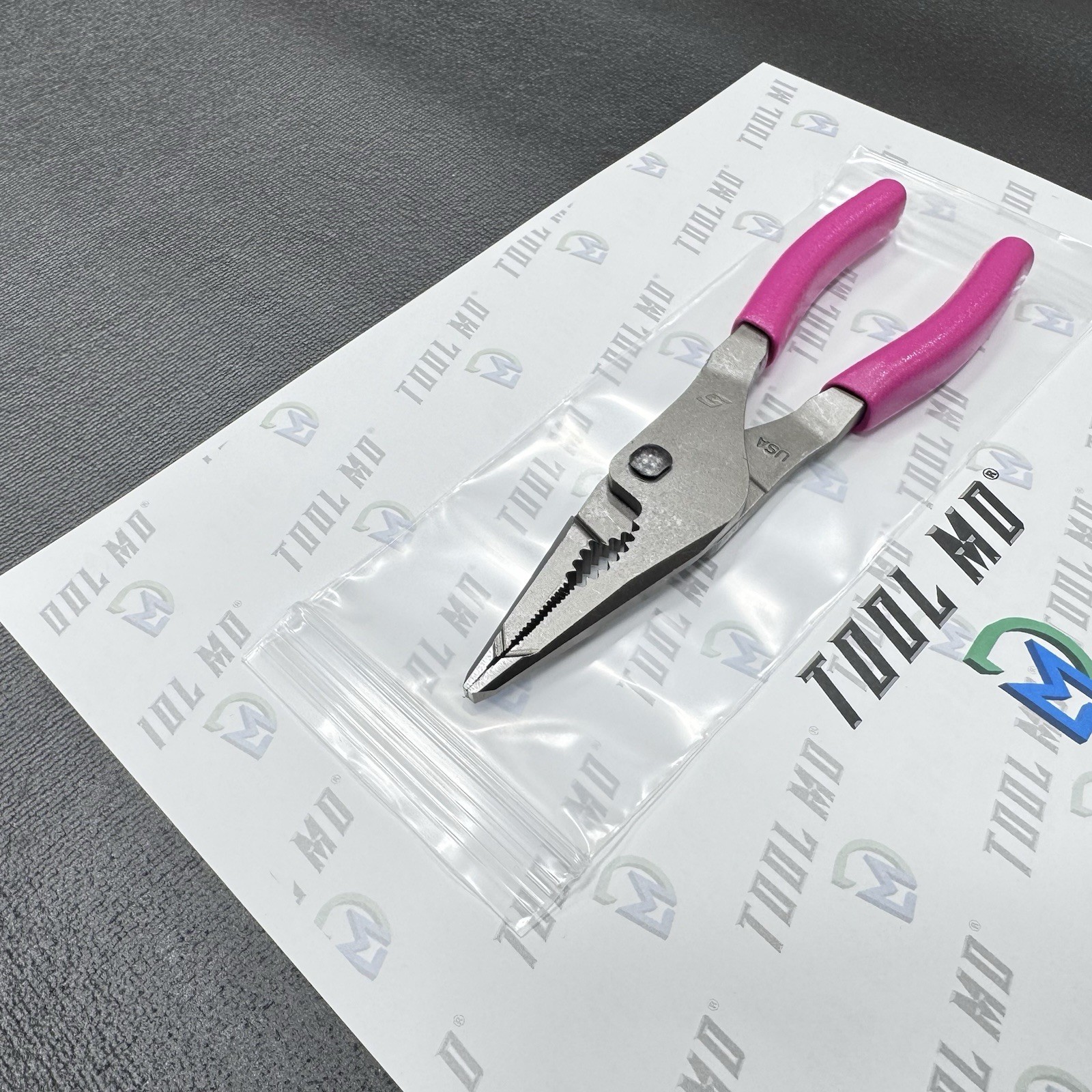 Snap-on Tools ELECTRIC PINK 7″ Talon Grip Long Nose Slip Joint Pliers LN46ACFEP