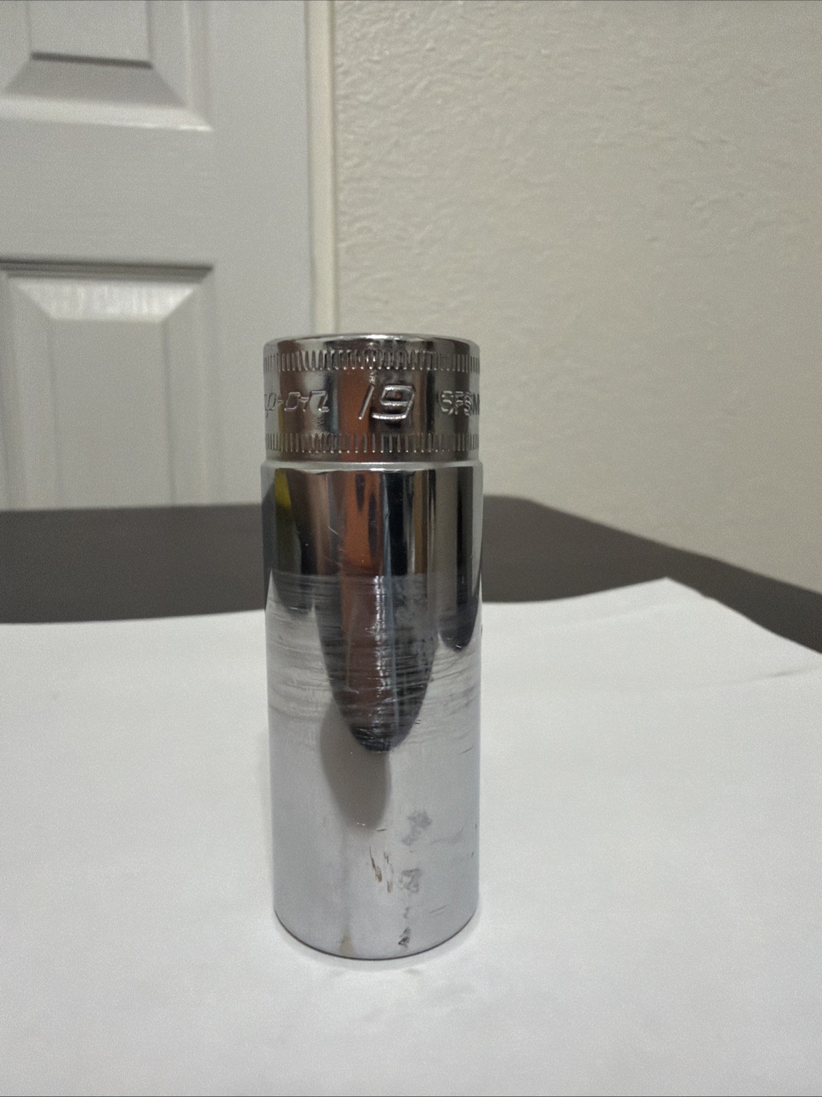 Snap-on 3/8″ Drive 6-Point Metric 19 mm Flank Drive Deep Socket SFSM19