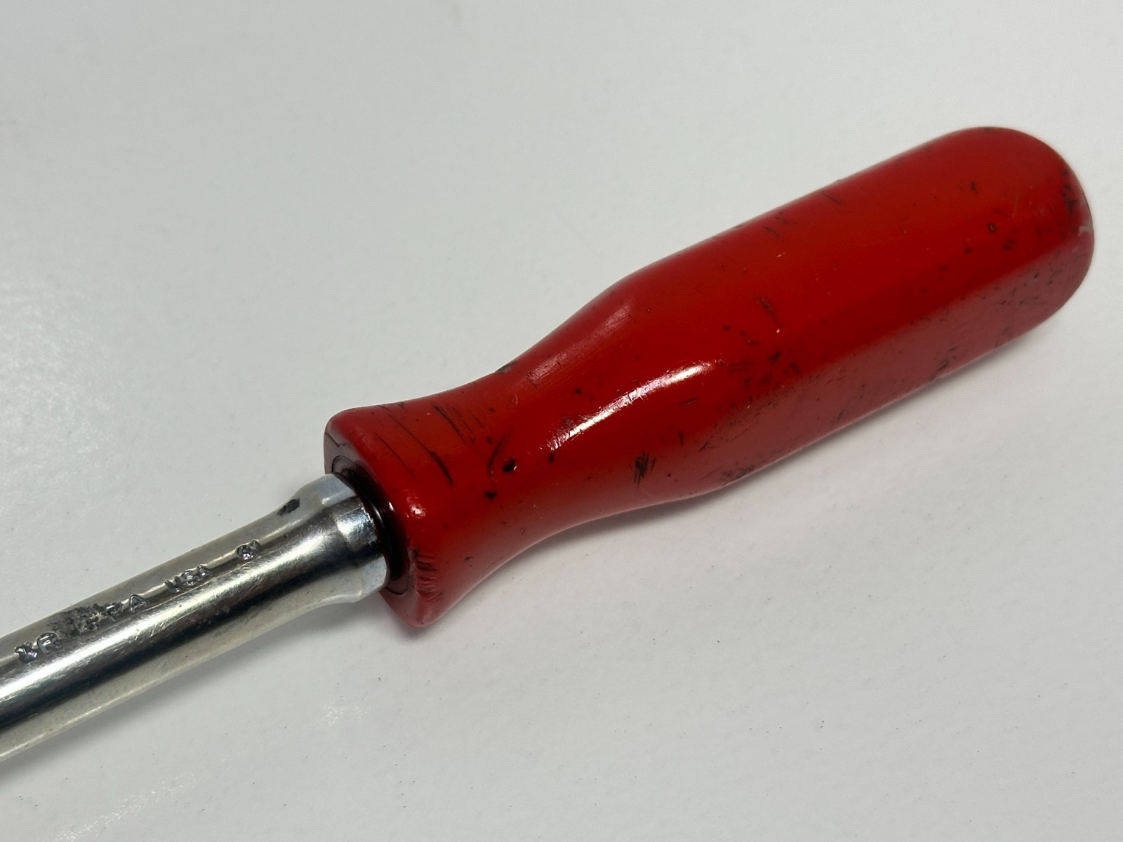 MAC Tools USA XR8FPA 3/8″ Drive Flex Head Ratchet, Red Hard Handle