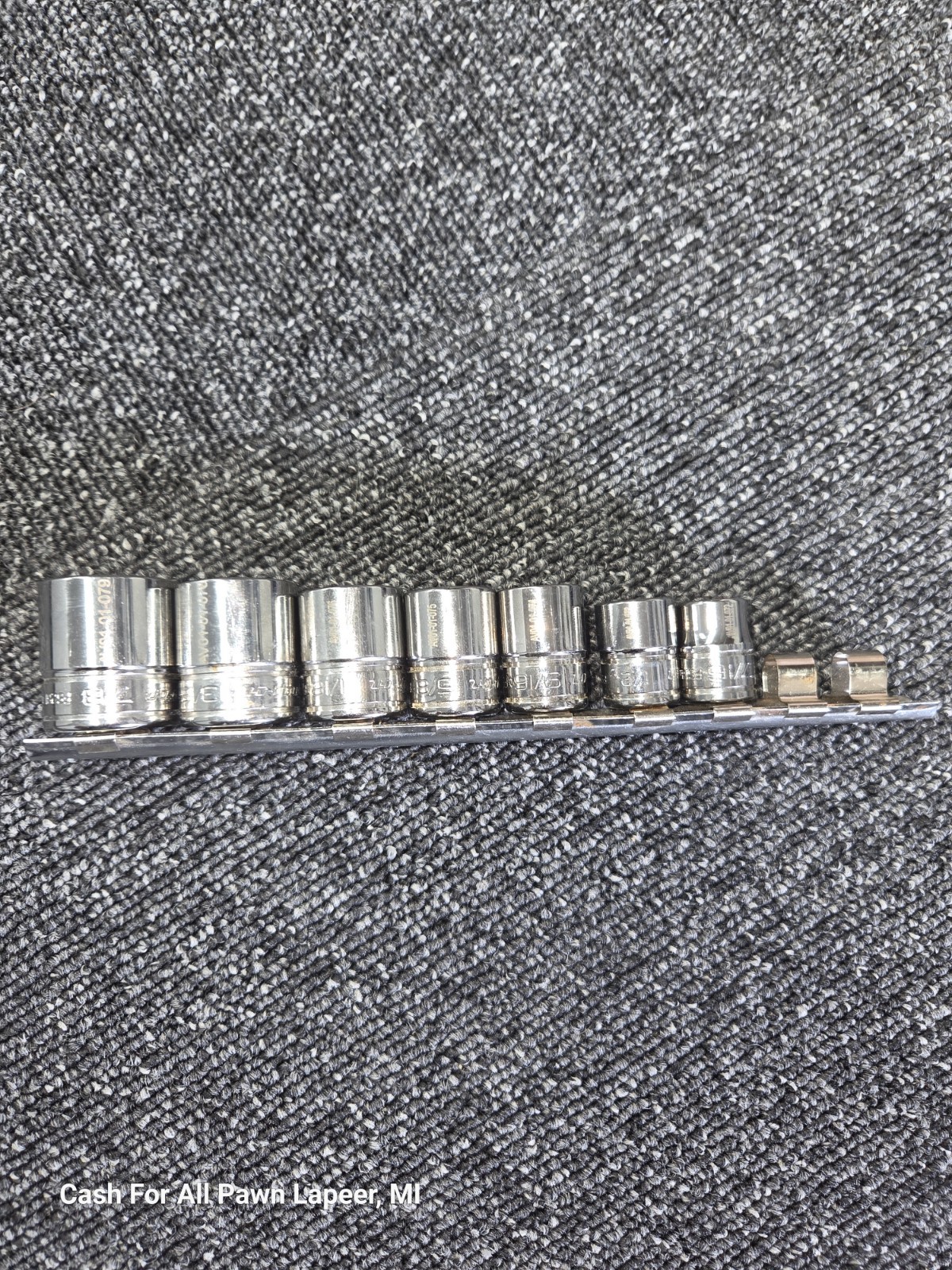 snap on 7 sockets 3/8″ Drive 6-Point SAE 7/8 13/16 11/16 5/8 9/16 1/2 7/16 tool