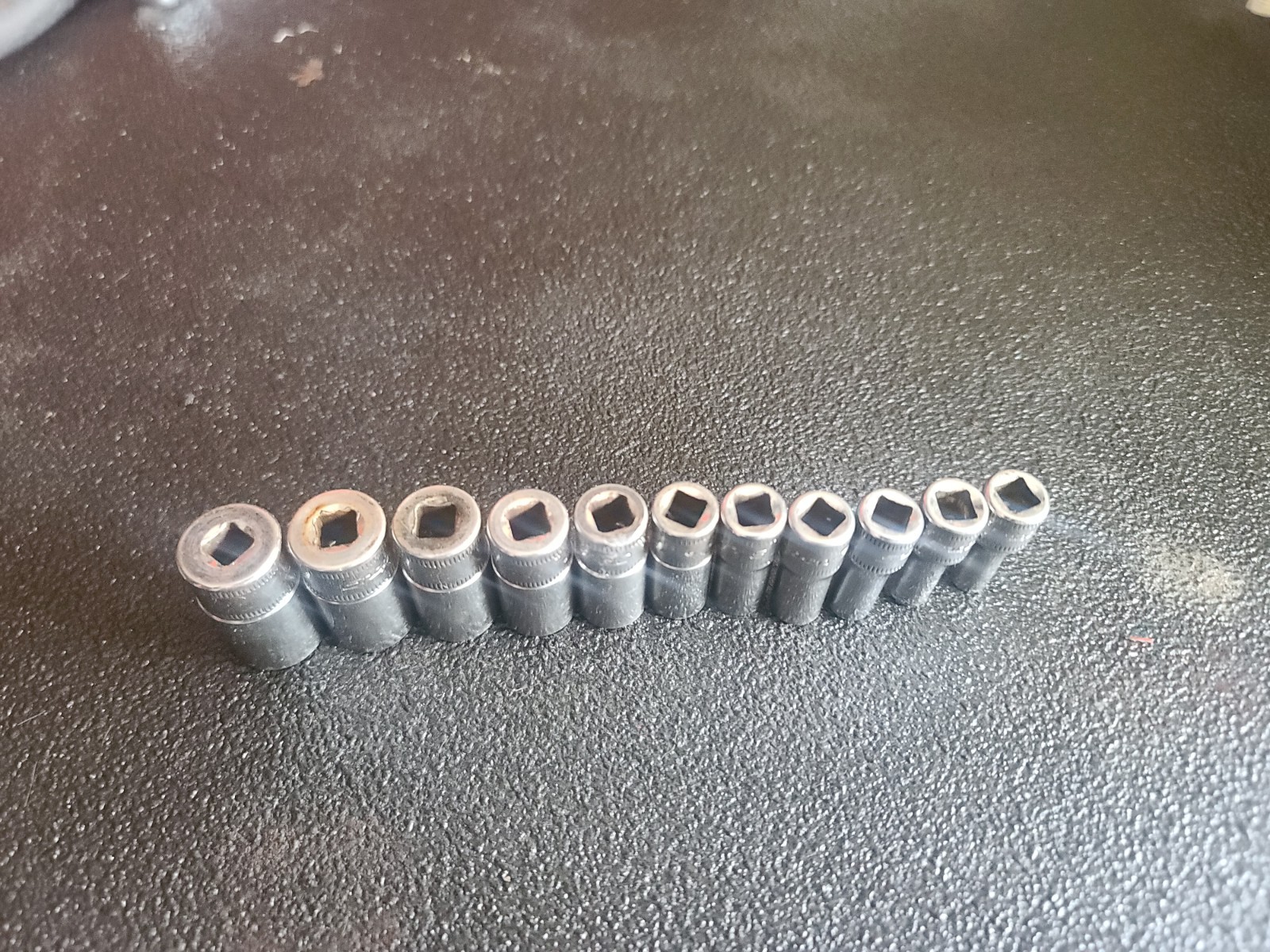 Snap-On 112TMMSY 11pc Metric 1/4″ Drive Semi-Deep Socket Set 5-14