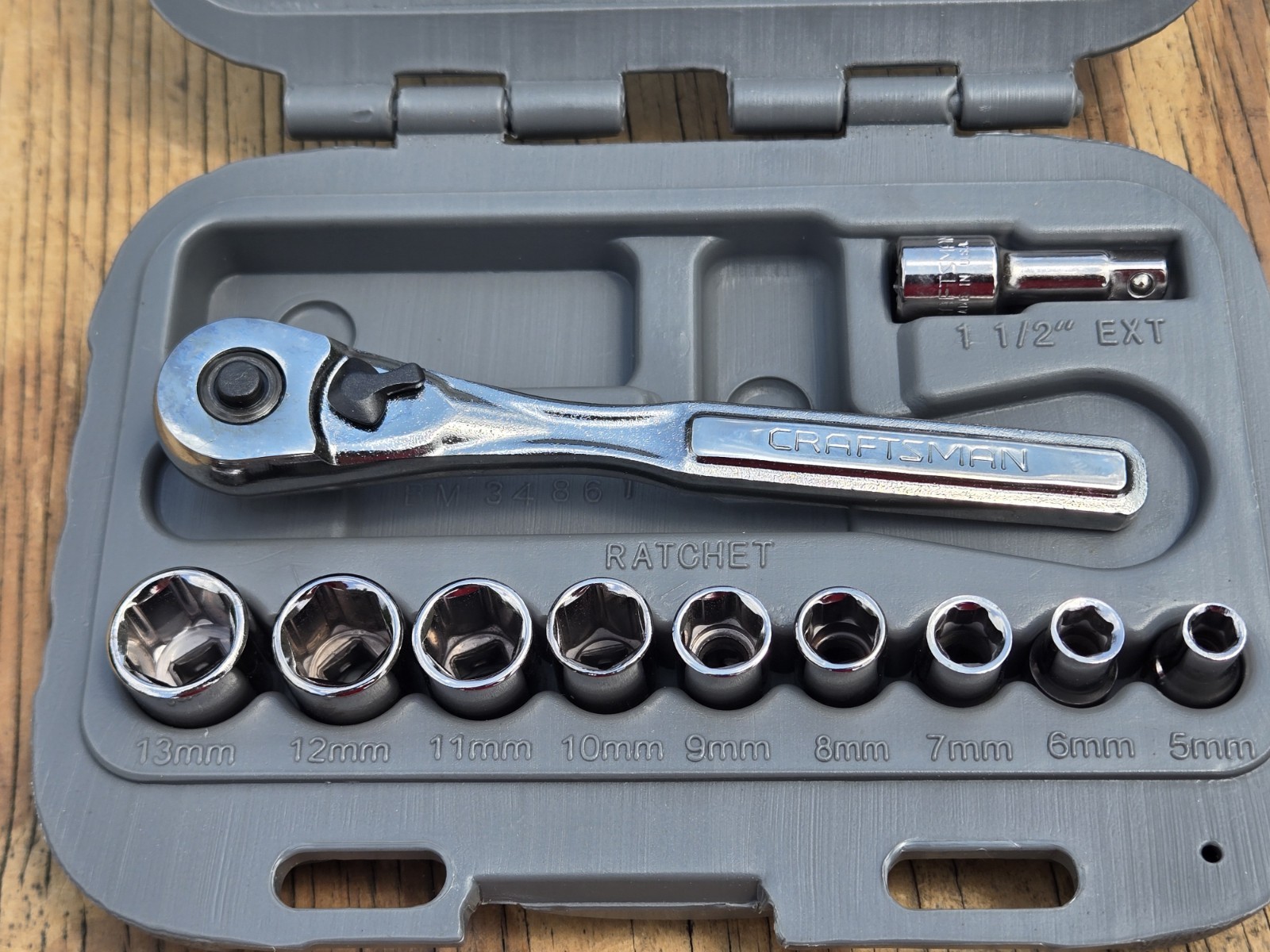 NOS SEARS Craftsman USA 11Pc. 1/4” Metric 5mm-13mm 6Pt. Socket Ratchet Set 34861