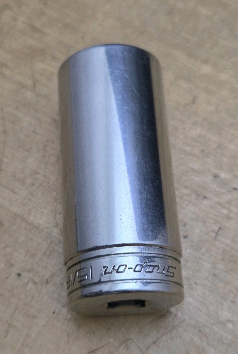 Snap On SFS301 – 3/8″ Drive 15/16″ Deep 6Pt Chrome Socket Mint