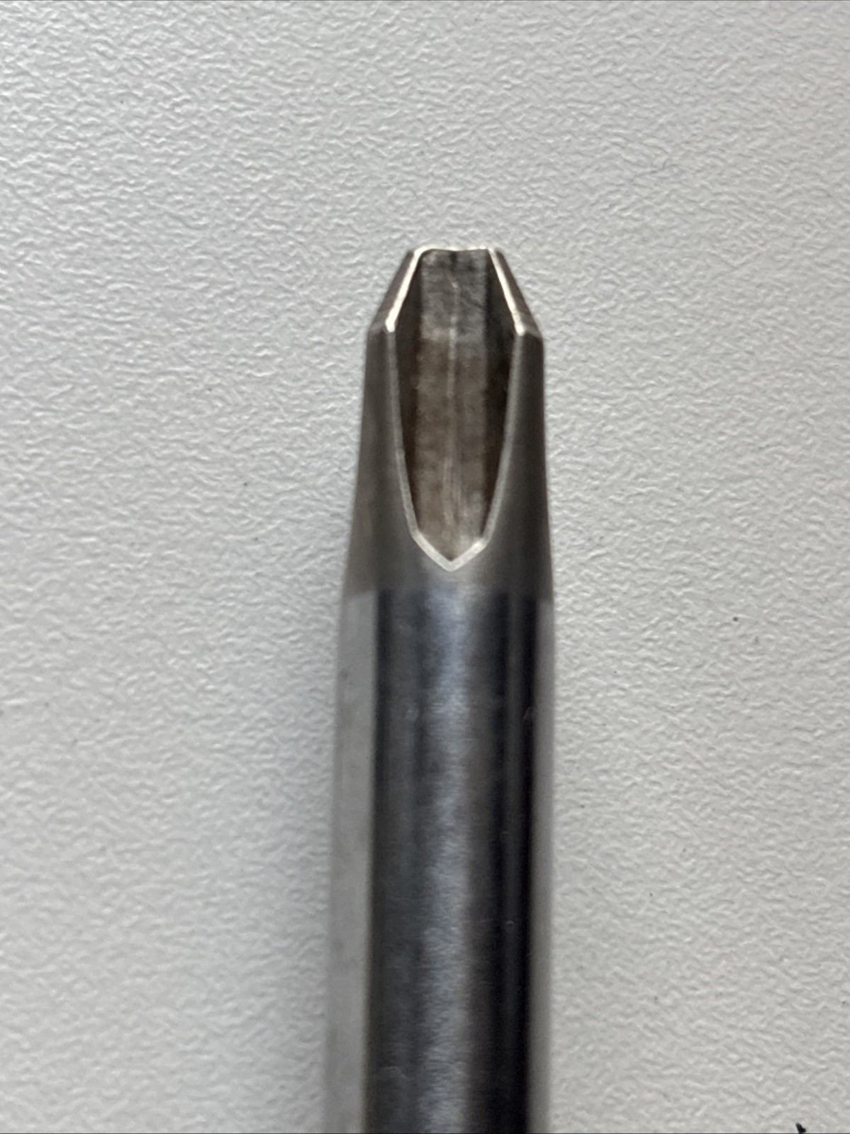 Snap-on SSDP64 No. 4 Phillips Head Screwdriver Black Hard Handle 10.5″ 🇺🇸