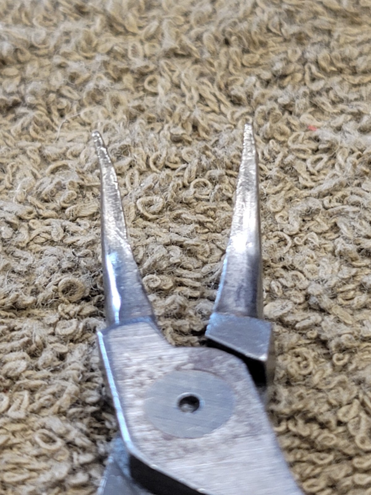 Snap on E771CG Angle Curved Needle Nose Electronic Pliers Cushion Grip Red 5 USA