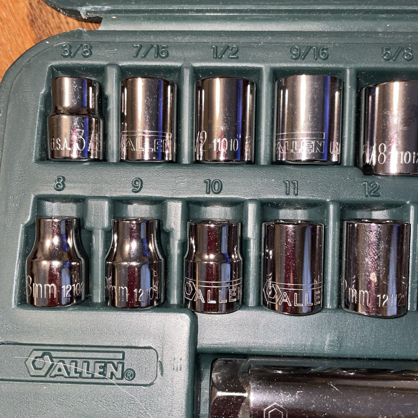 Allen Tools USA 3/8” drive 20 Pcs Standard & Metric Socket Ratchet 11913 Set EUC