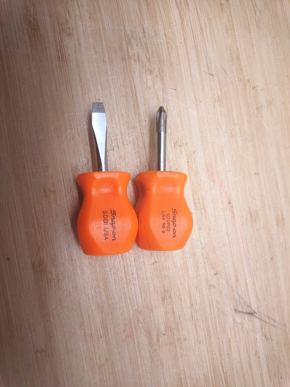 Snap On 2 Pc Screwdriver Set Hard Orange Handles USA SDDP22, SDD1