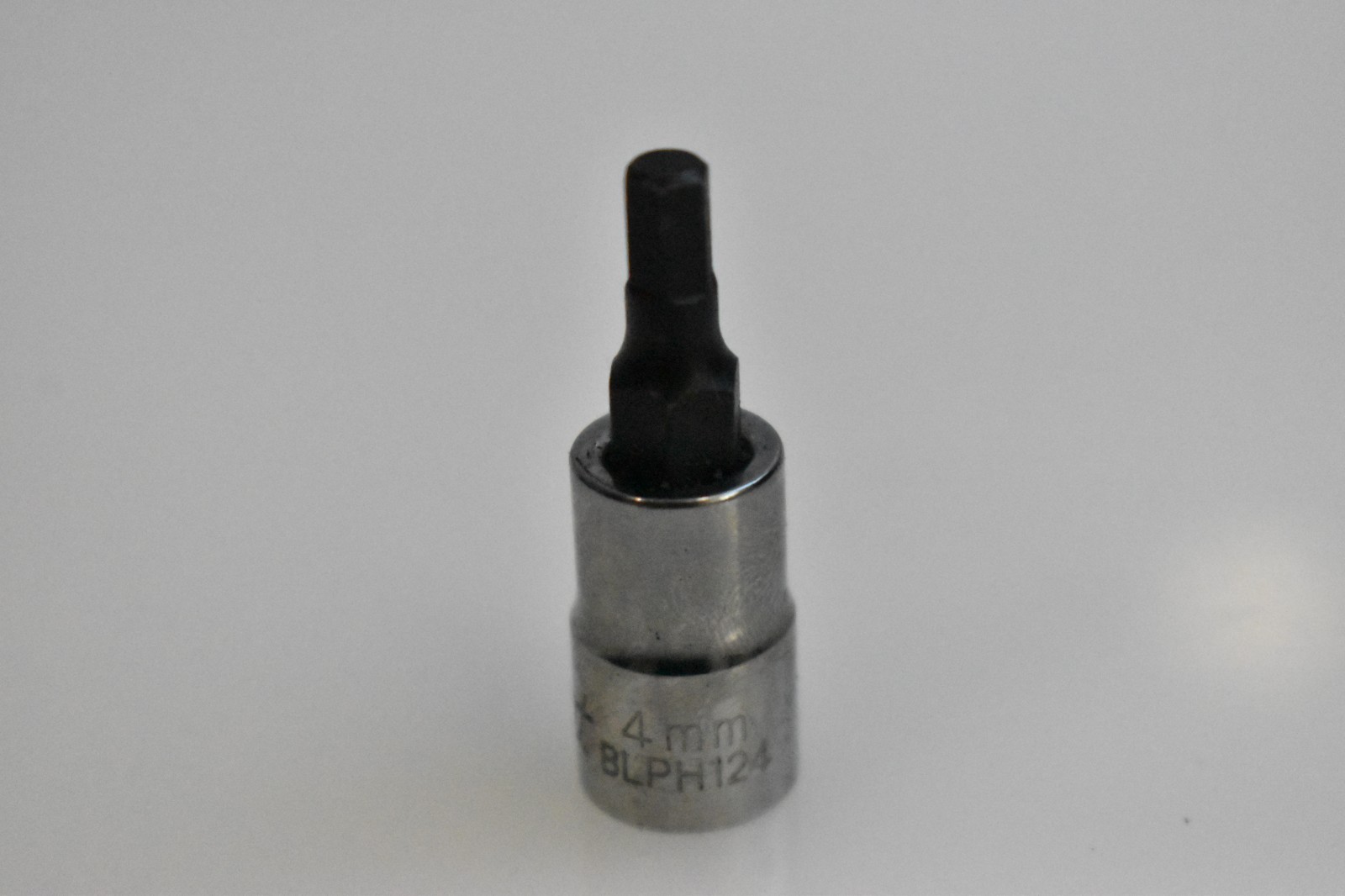 Blue Point Tools BLPH124 4mm Metric Hex Bit Socket Driver 1/4″ Drive Chrome