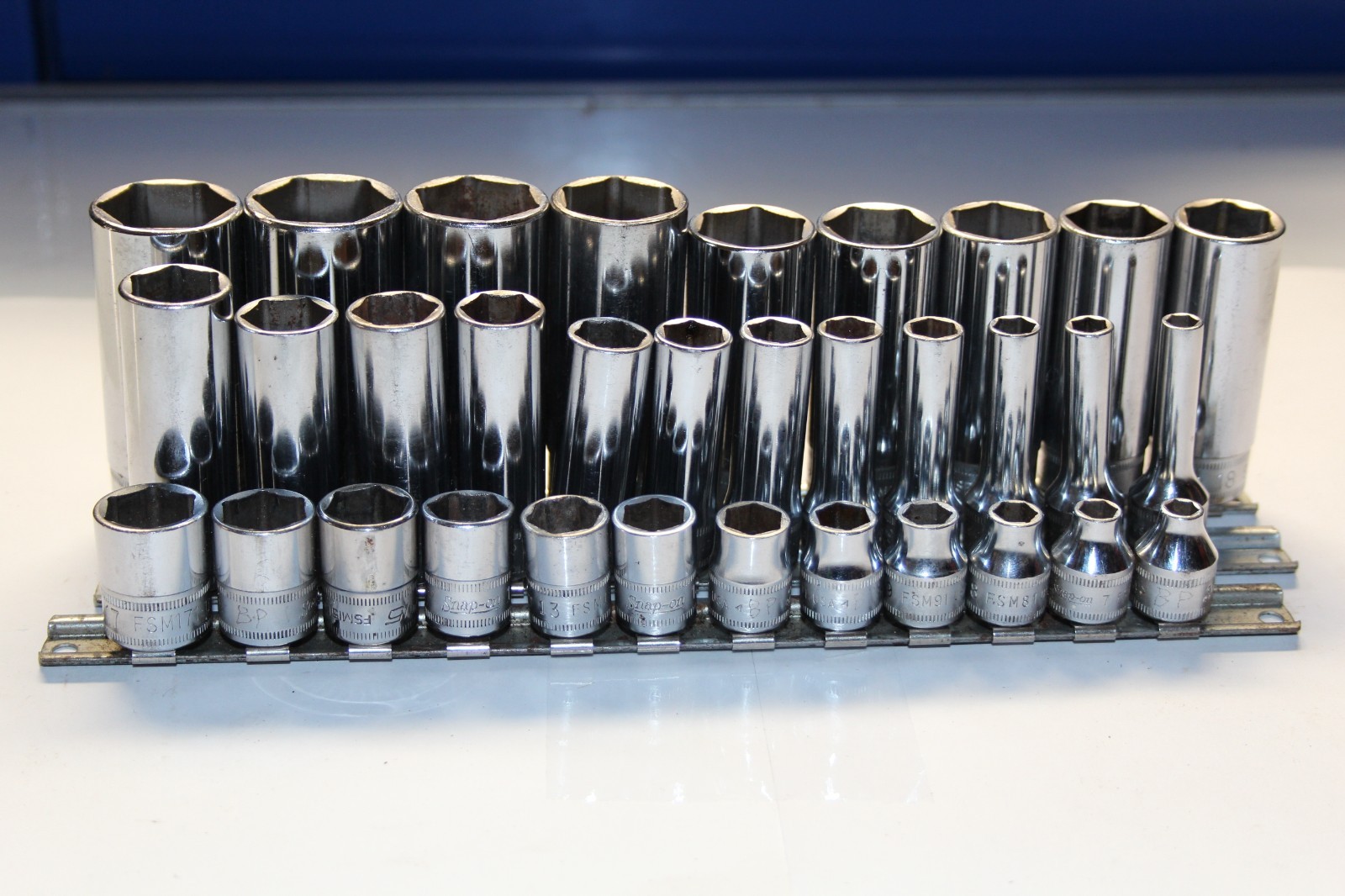 SNAP-ON TOOLS 3/8″ DRIVE 6-POINT METRIC DEEP/SHALOW SOCKET SET 26MM-6MM 33pc USA