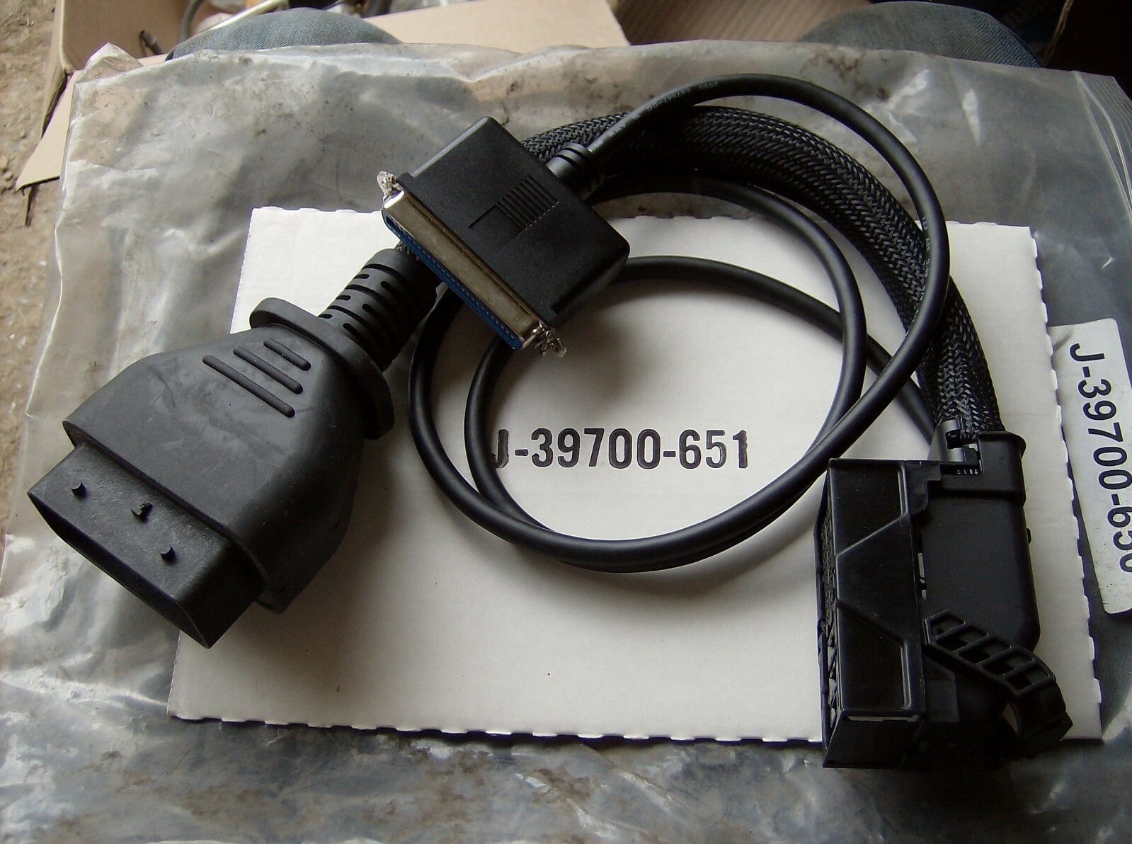 KENT MOORE J39700-650 J39700-651 BREAKOUT BOX OVERLAY AND ADAPTER