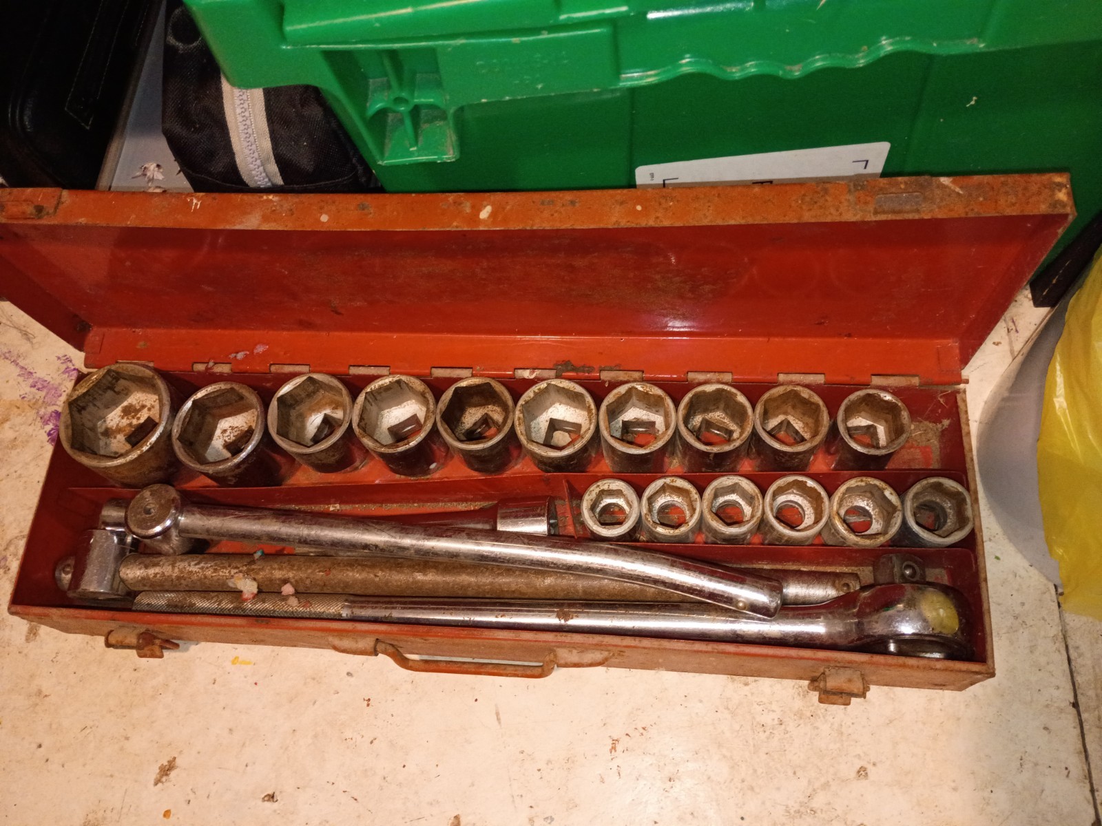 21 Piece Set Socket Drive 1 In Have 16 Sockets With It To Breaker Bars The Regul