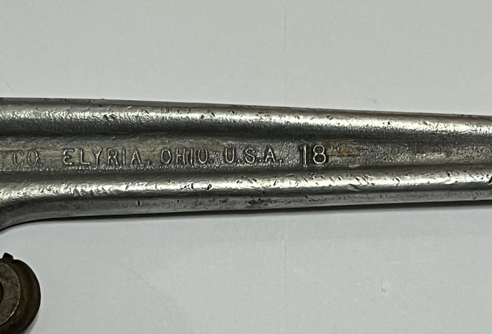 RIDGID 818 Ridge Tool Co 18″ Aluminum Heavy Duty Straight Pipe Wrench 31100 USA