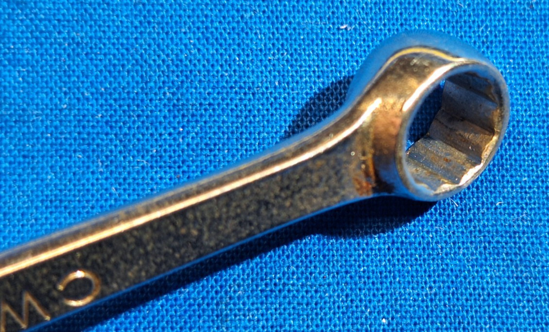 Mac Tools CW10 3-1/2″ long SAE 5/16″ 12 point combination wrench