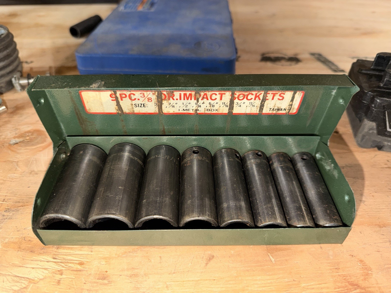 3/8 Impact Socket Set In metal Case 8 Piece