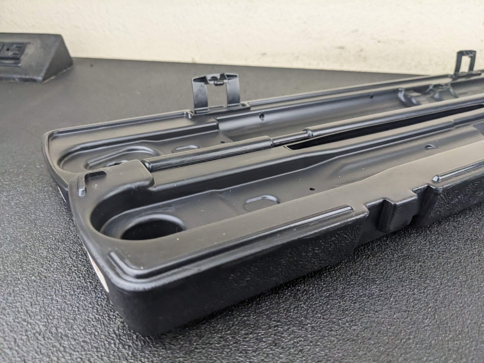 #bn925 Snap-on Case for 1/2″ Drive 250 ft lb Click-Type Torque Wrench QE3R250G