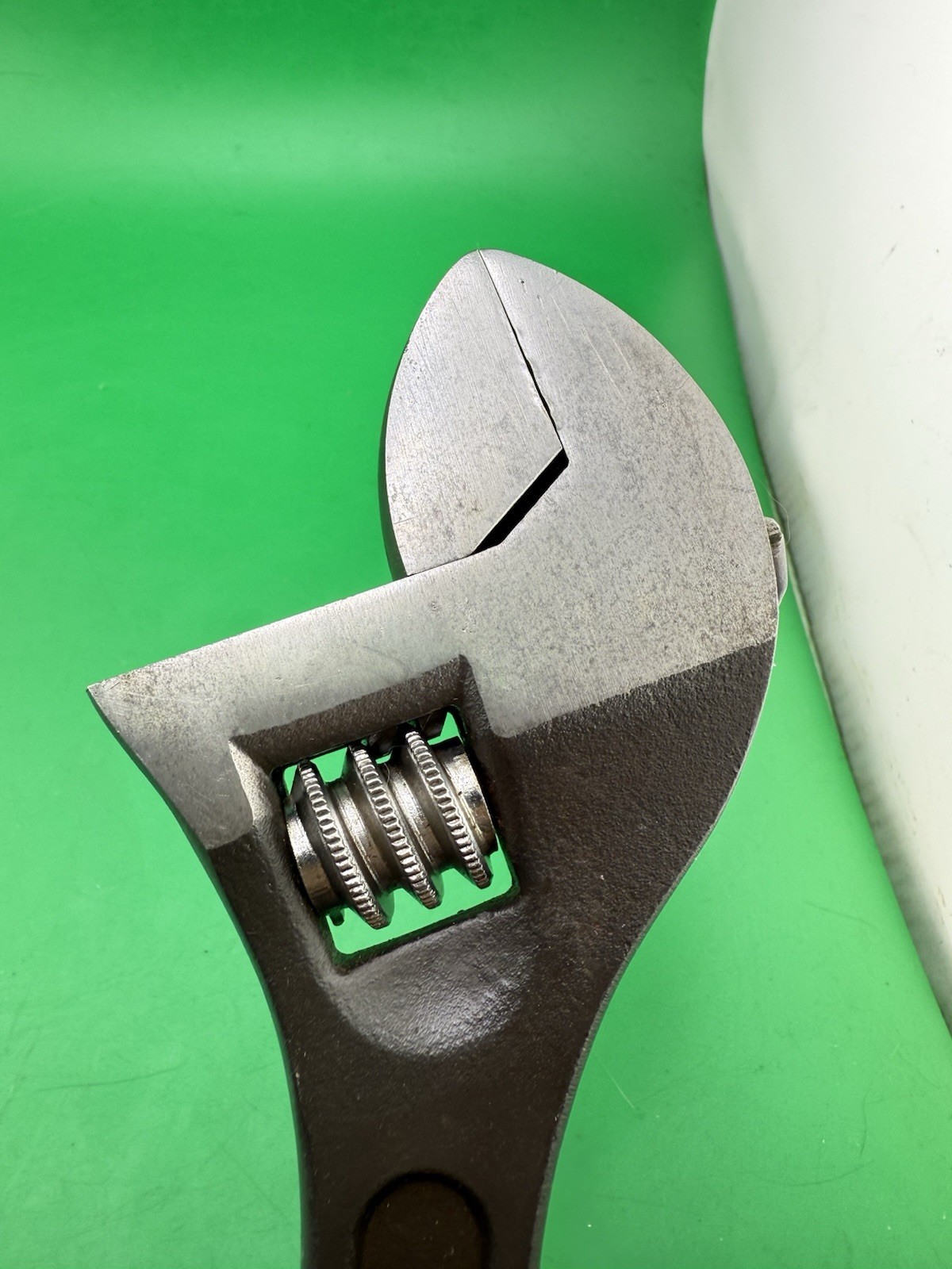 ARMSTRONG 34-512 12in. Adjustable Wrench USA opens & closes smoothly & Tight