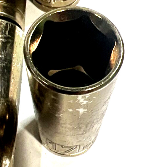 CRV Powerbuilt Sockets 2.5″ Long 3/8″ Drive 90-Pieces (11/16″, 51) (17mm, 38)