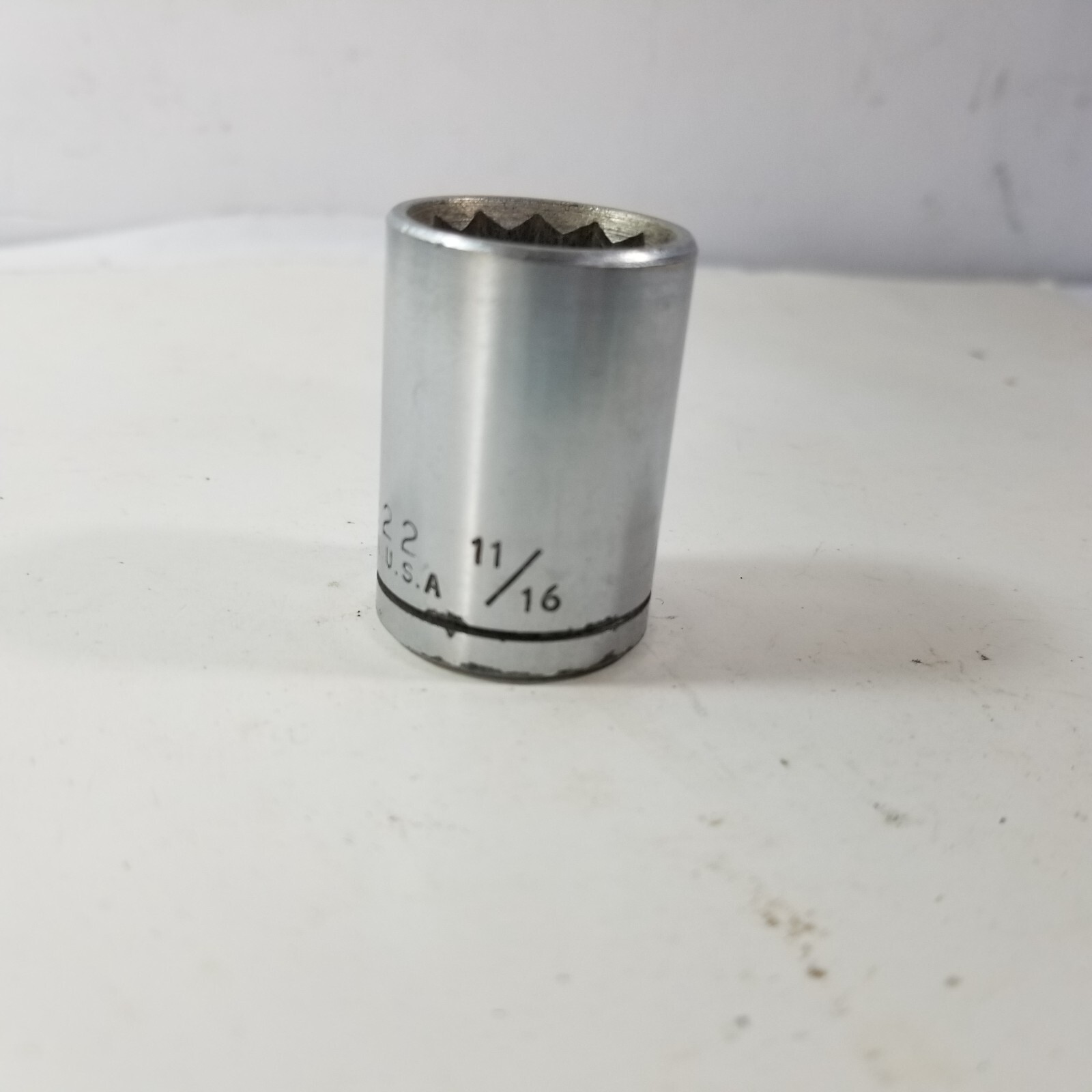 Fleet SAE Socket 11/16″, 12 point, 1/2in drive. R-1222 Made in USA