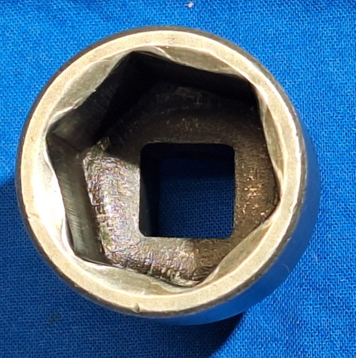 Wright Tools 48-27 1/2″ drive shallow 27mm 6 point impact socket