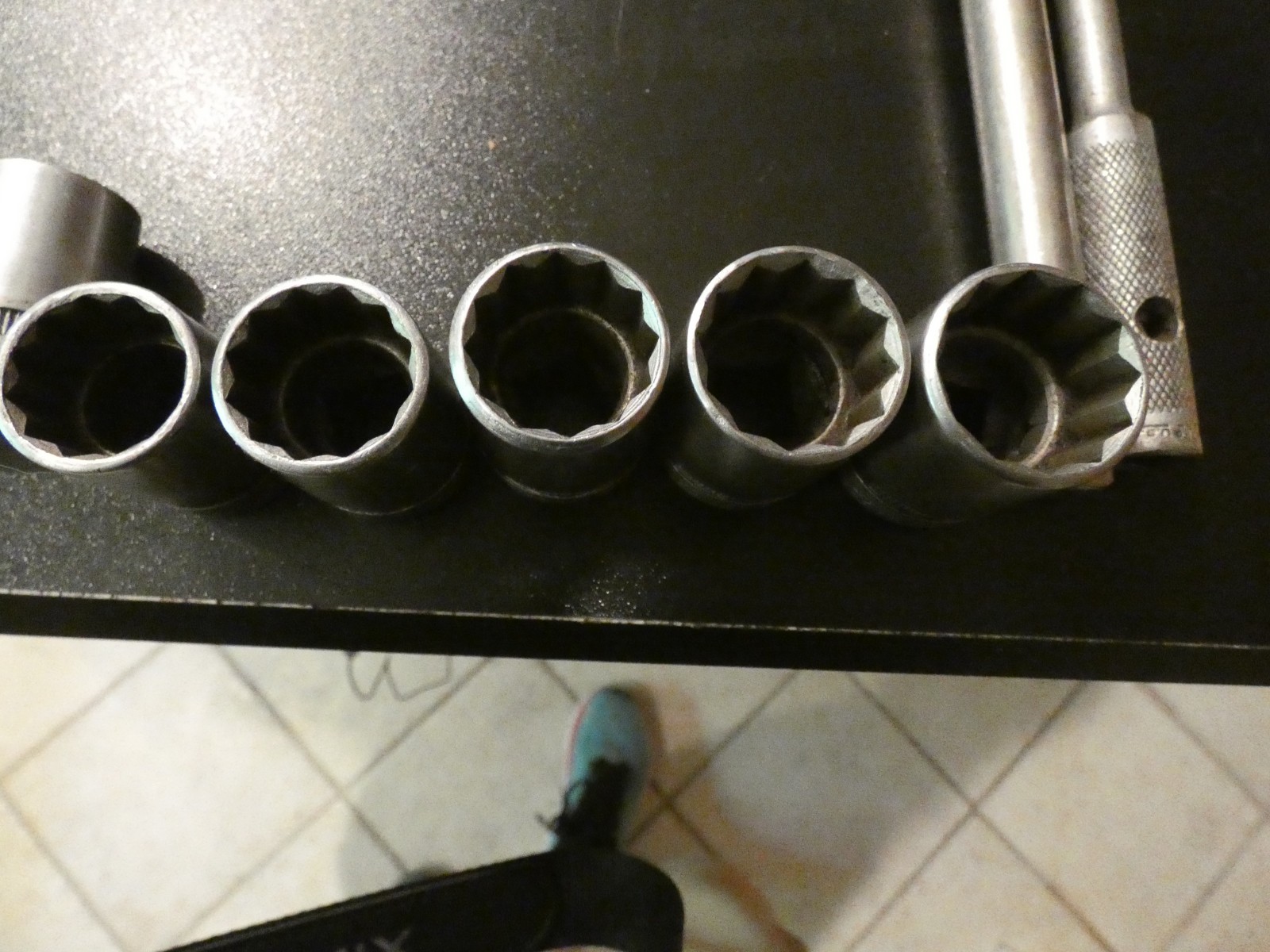 Indestro Super USA 10 pc. 1/2dr. 12pt. Socket Set 7/16-1″ + 1/2 to 3/8 adapter