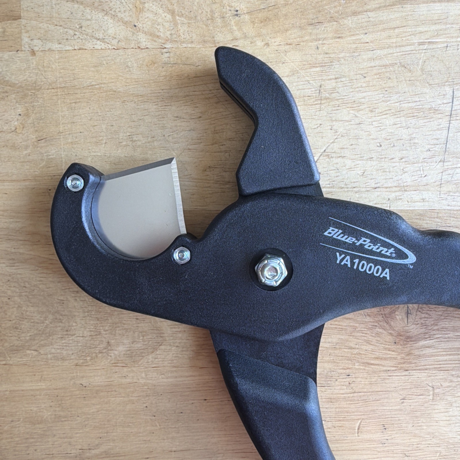 Blue Point Tools 9.5″ Hose Tubing Multi Cutter Black 0 to 1-1/4″ YA1000A USA NEW