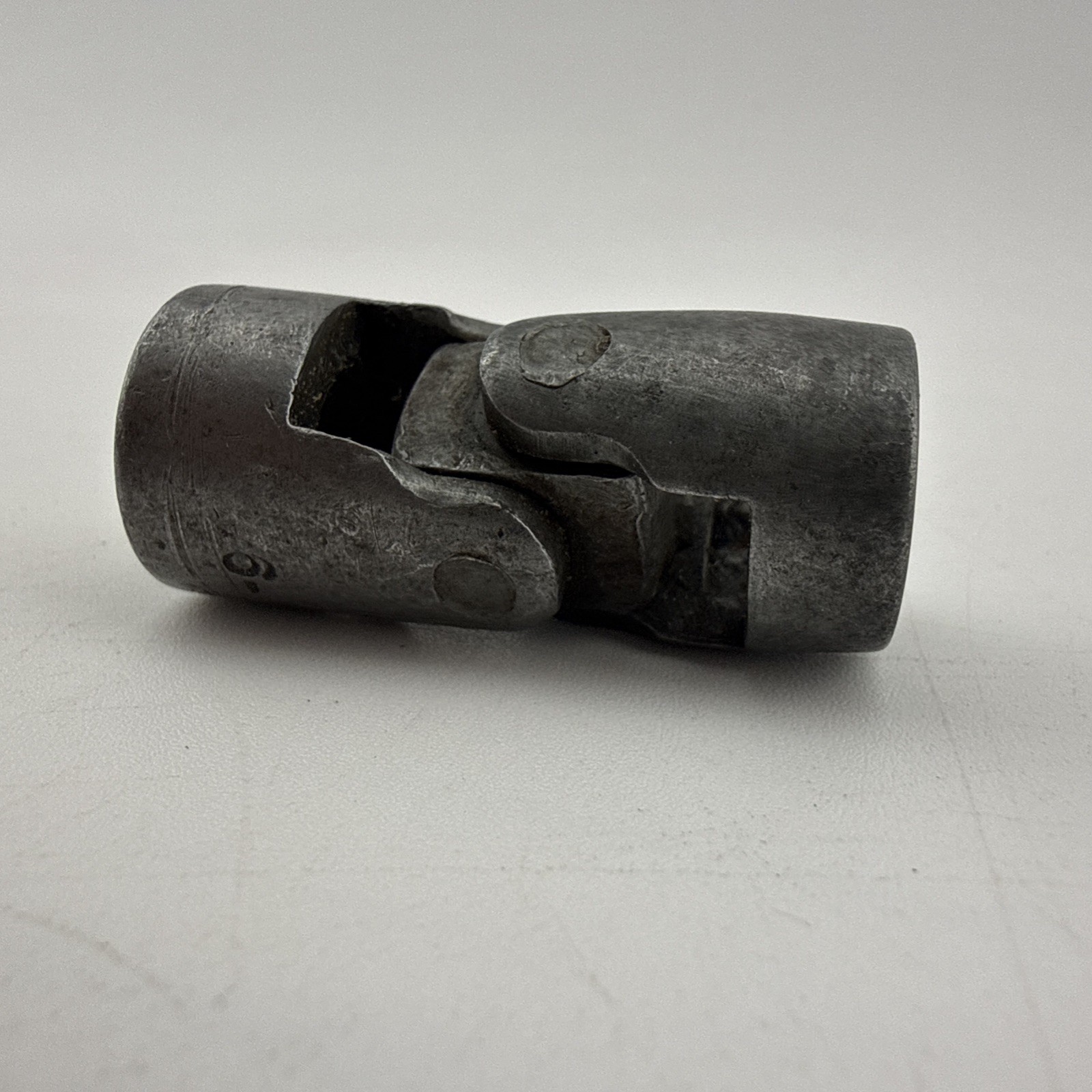 Snap-on 1/2 in Universal Swivel Socket 3/8 in Drive 6 Point USA