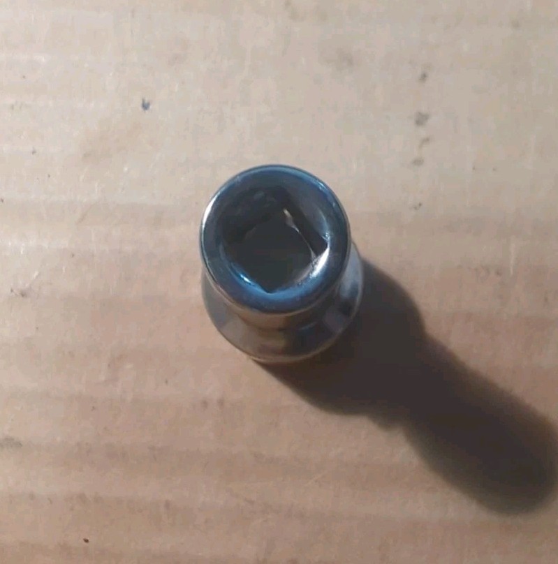 Matco Tools AU186A 9/16″ SAE Shallow Universal Socket 1/4″ Drive 6 Point USA