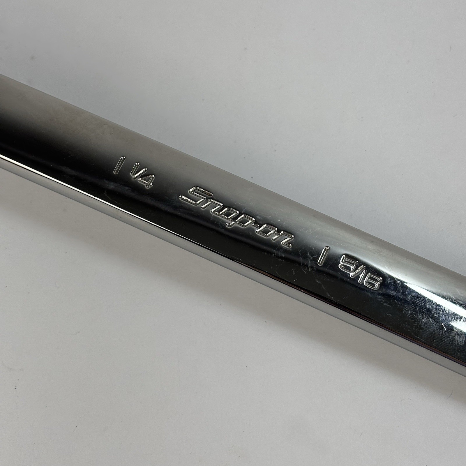 Snap On Tools XB4042A 1-1/4″ X 1-5/16″ 12 Point SAE 10* Offset Box End Wrench