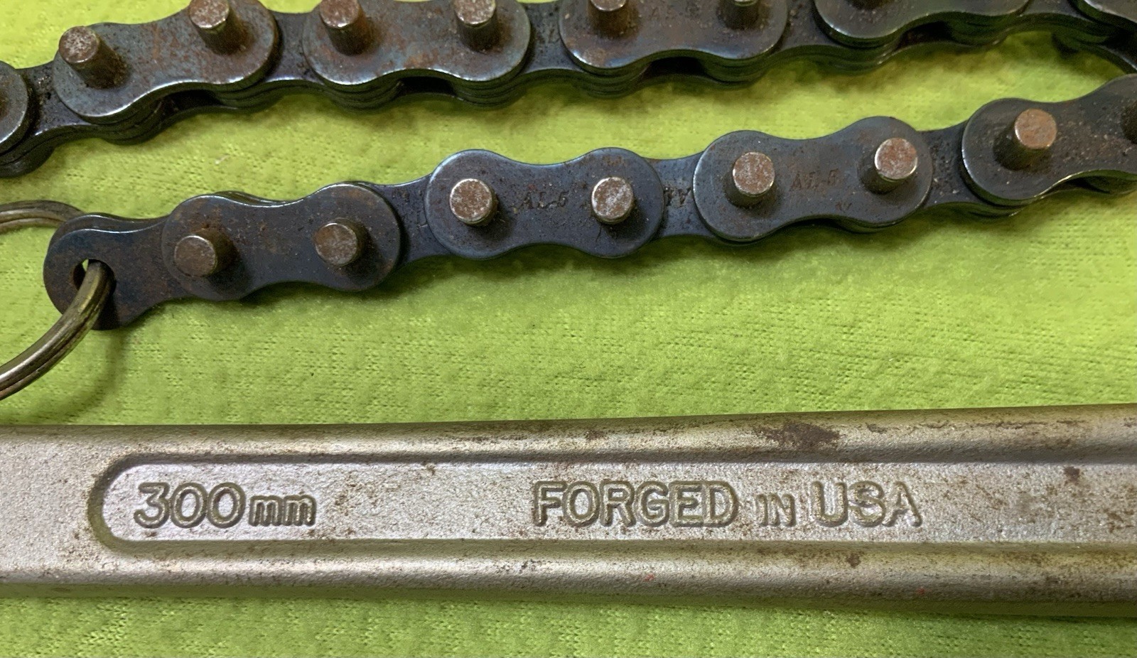 Vintage Craftsman Chain Wrench 55713 Stamped as 12”/300ml 4″ Cap WF USA