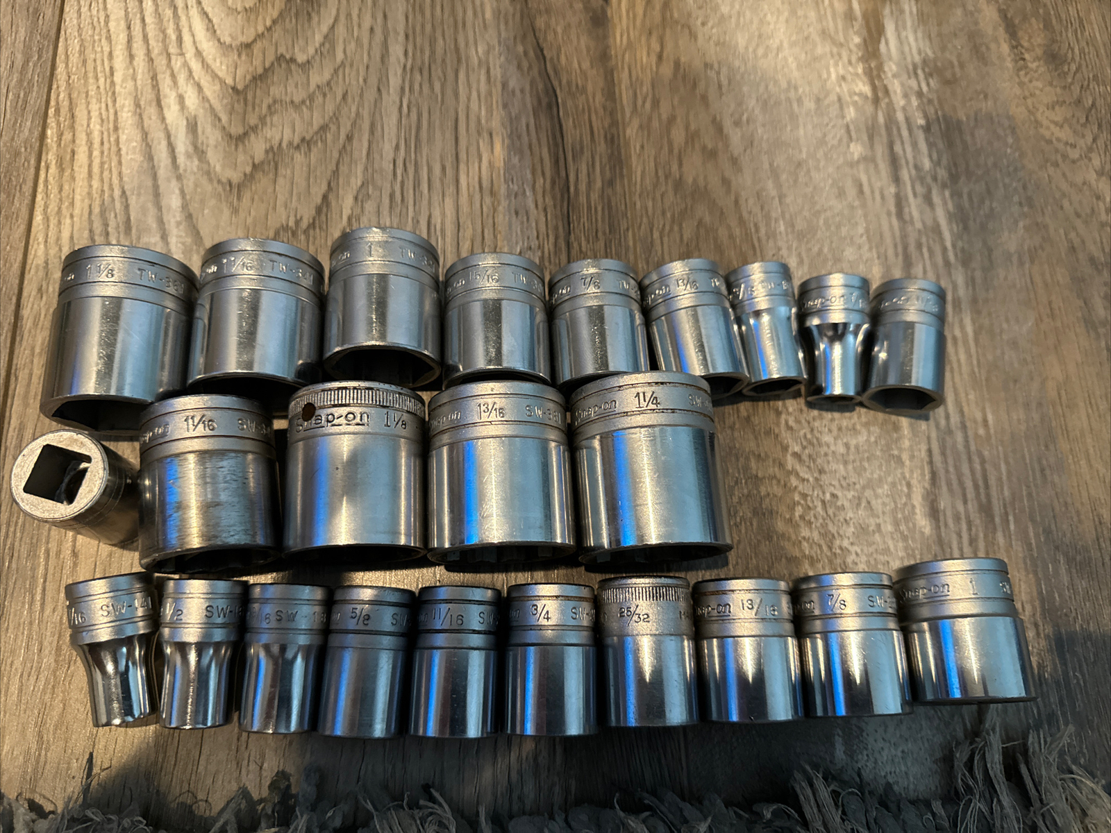 Snap On 1/2″ Drive Shallow 23 Pcs SAE Socket SW-401, SW381, SW-360 1/2, SW-341