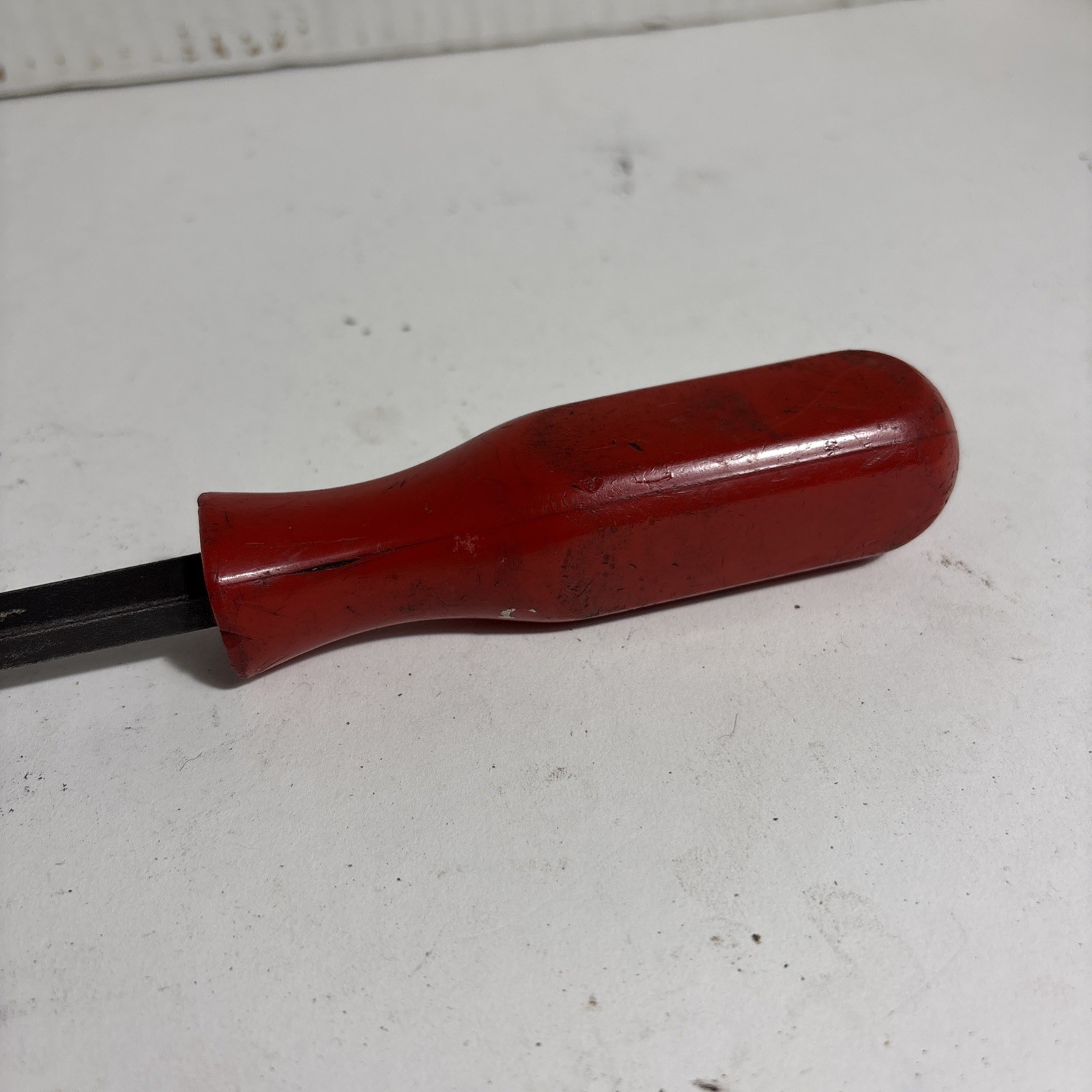 Mac Tools PJ8AR Flat Slotted Screwdriver Square Shank Hard Red Handle – USA