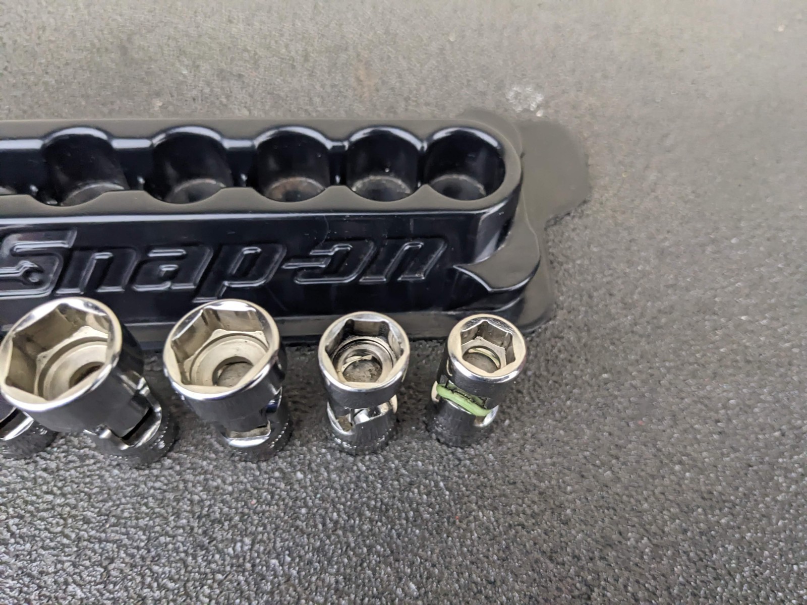 #bp289 Snap-On 106TMUSMA Metric 1/4″ Drive 6-point Universal Swivel Socket Set