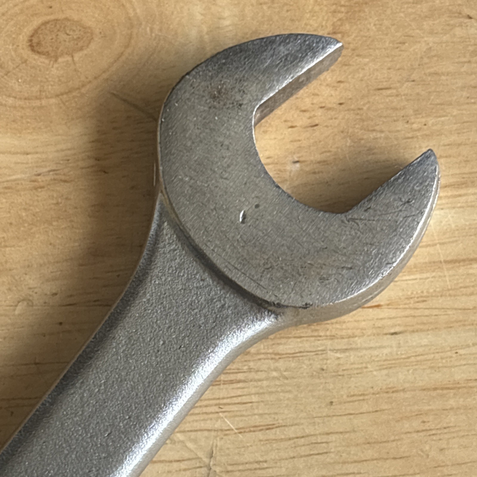 Dayton 5/8″ Combination Wrench 12 Point 8″ Total Length 4X417 Vtg USA