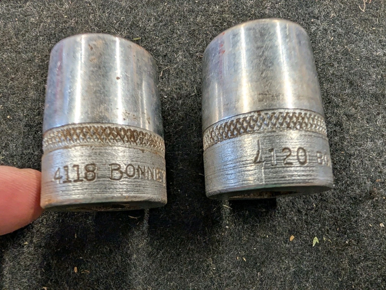 Bonney 1/2 drive socket Lot Of 2 4118, 4120 9/16, 5/8