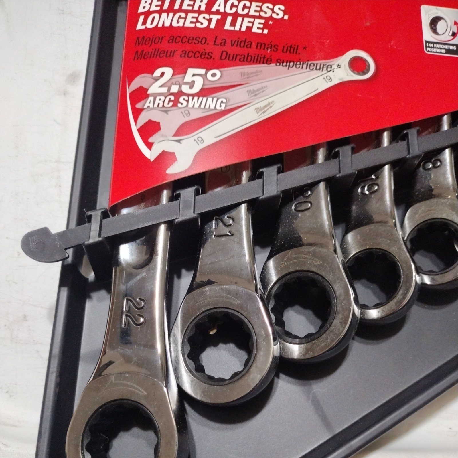 Milwaukee 15pc MAX BITE Metric Ratcheting Combo Wrench Set 8-22mm #48-22-9516