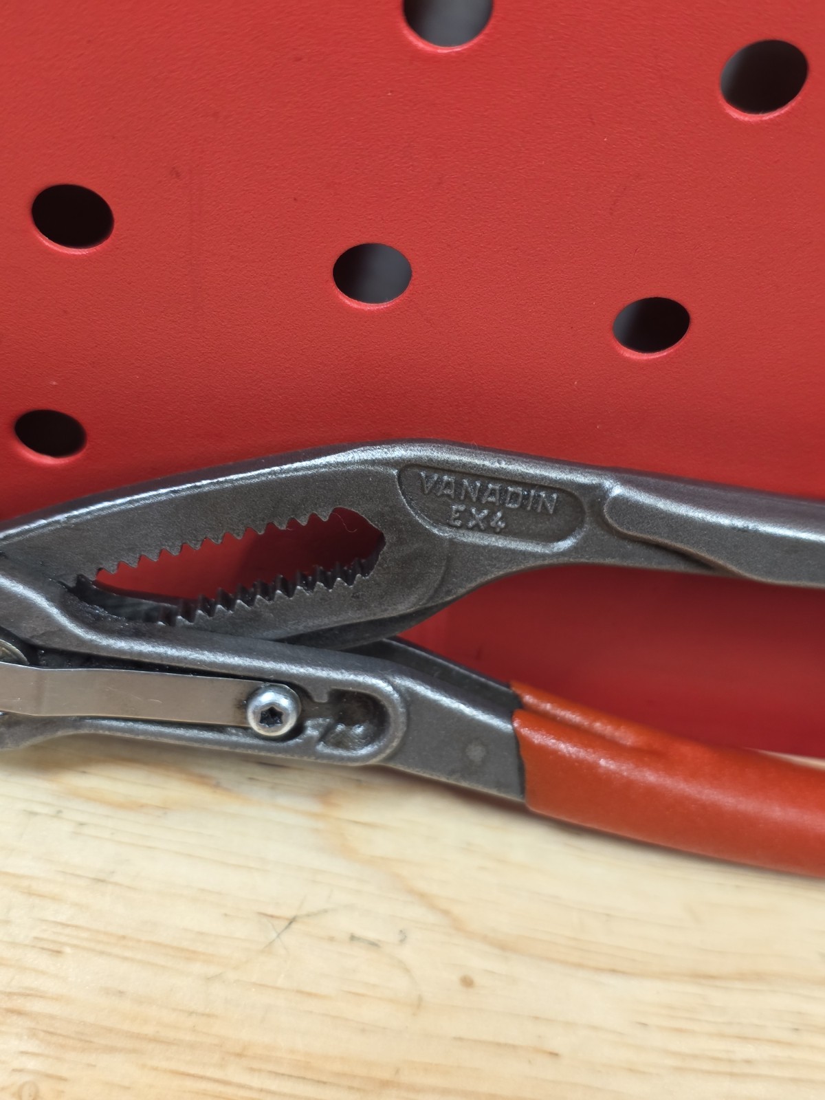 Matco Tools PC7 Knipex Cobra Pliers Red Grips 7-1/4” Long Germany
