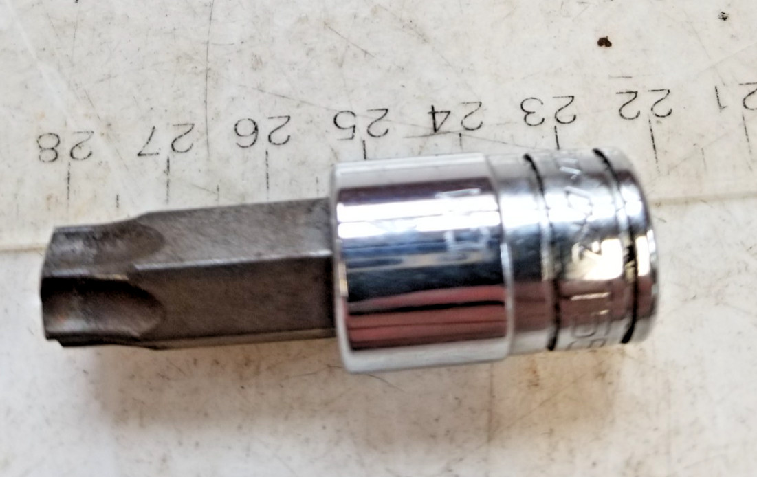SNAP-ON FTX55E 3/8″ Drive T55 Torx Bit Driver Socket