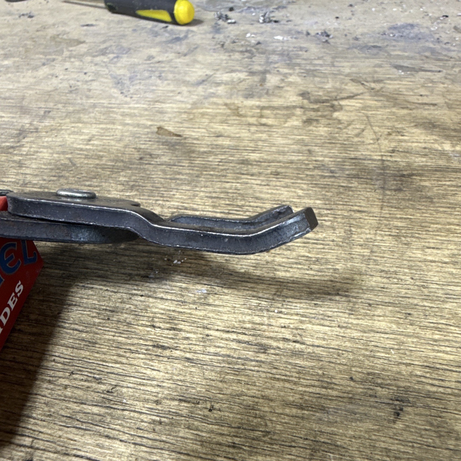 Matco Def And Fuel Line Release Pliers