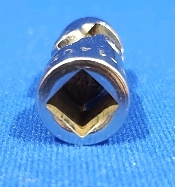 SNAP-ON FVU-14 3/8 Drive SAE 7/16 12 Point Swivel Universal Joint Socket