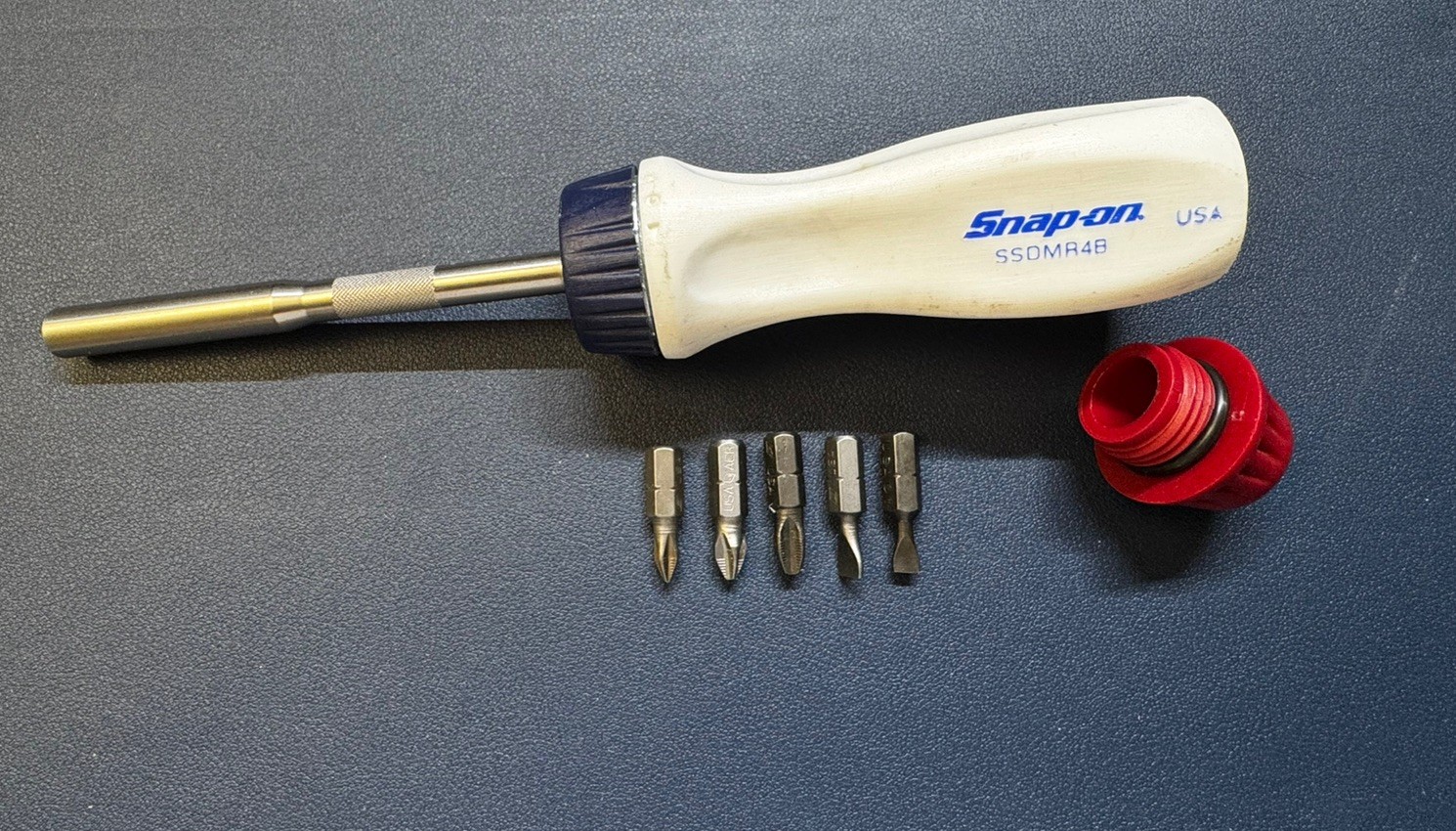 Snap-on Tools USA RARE RED WHITE & BLUE Ratcheting Screwdriver SSDMR4BRWB