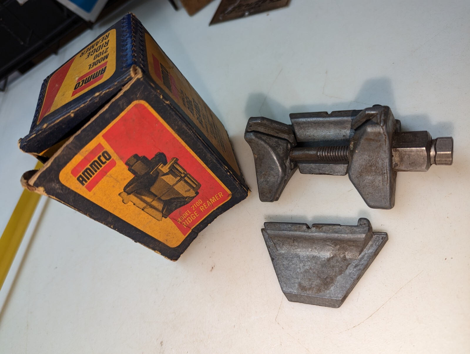 Vintage Box INCOMPLETE Ammco Model 2100 Ridge Reamer Tool Range 2 9/16” to 5 USA