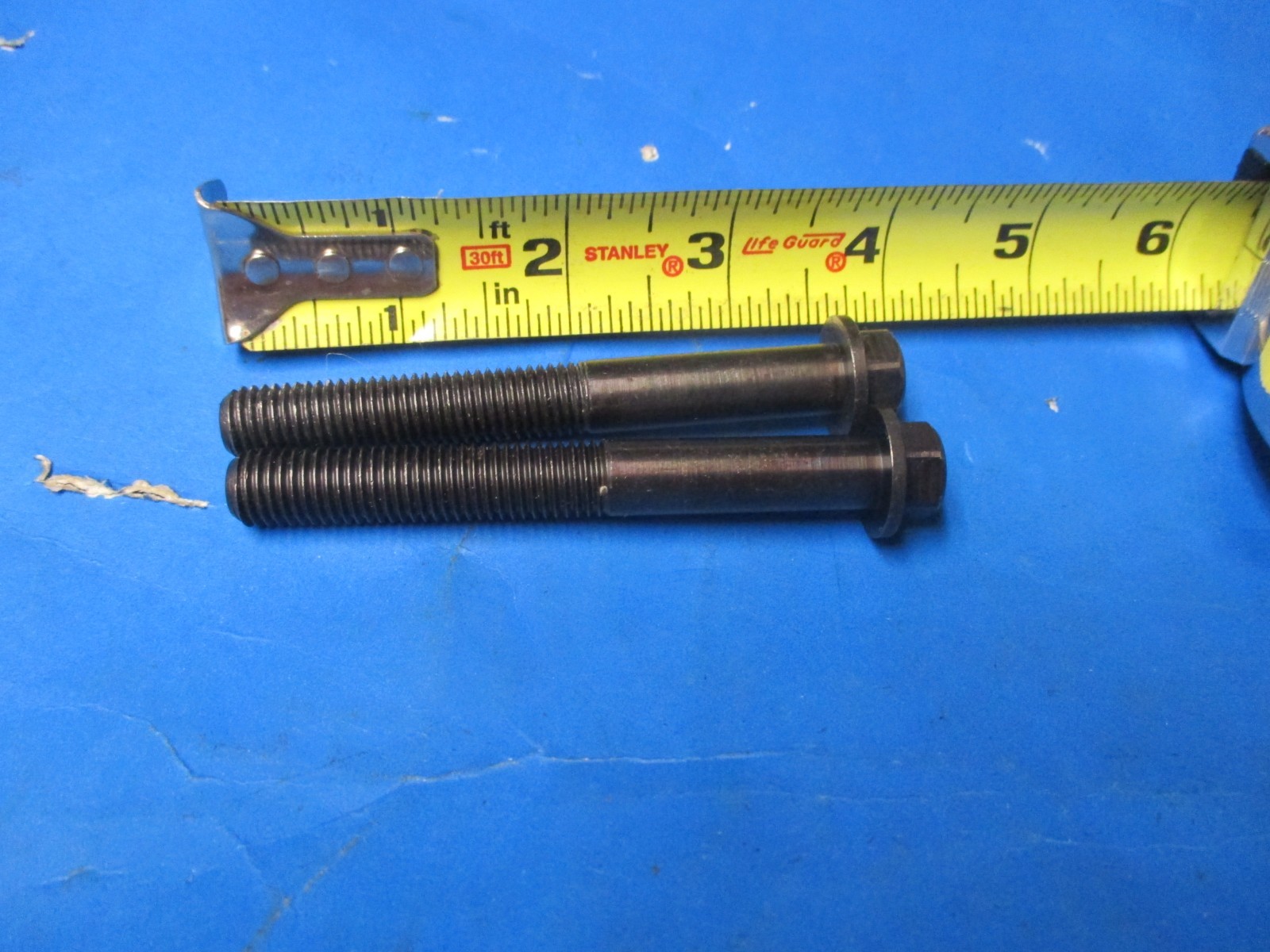 bolts(2)J-42385-604 Kent moore M11 X1.5