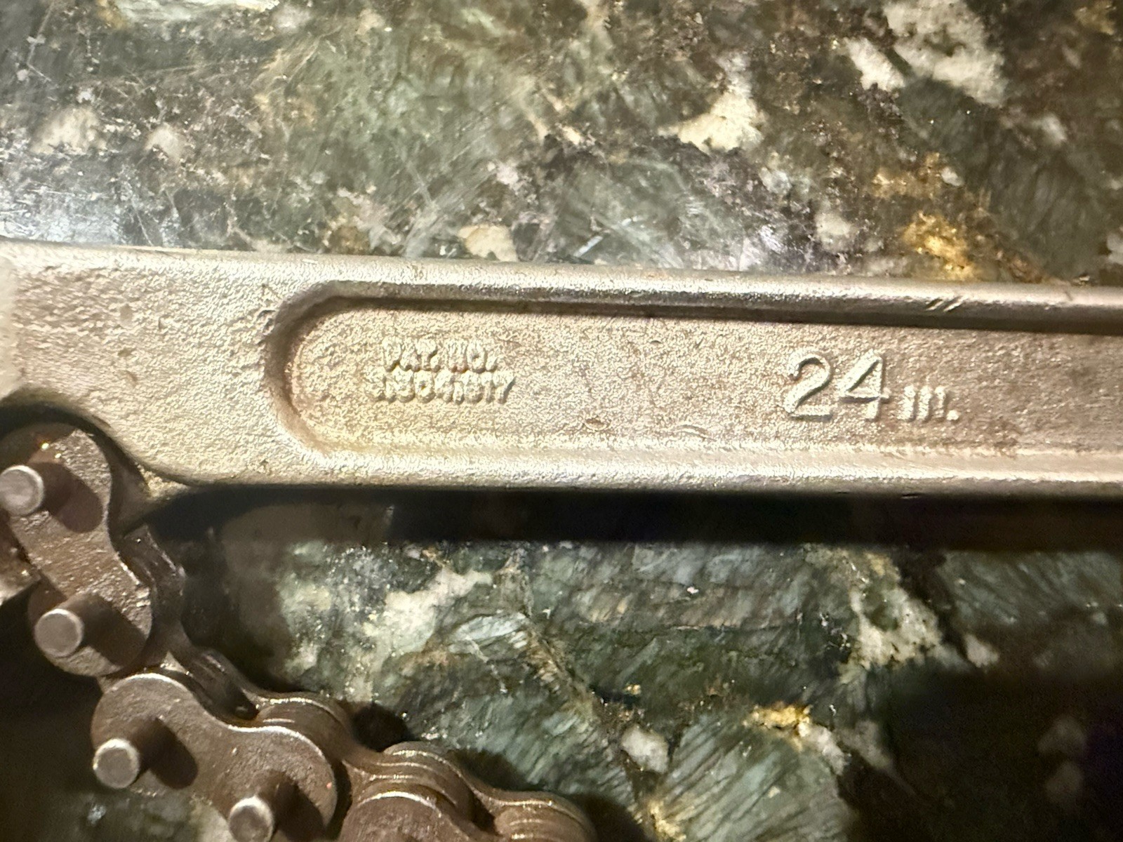 CW24 Diamond Tool & Horse Shoe Co Pipe Chain 24” Wrench USA! Great Working Cond.
